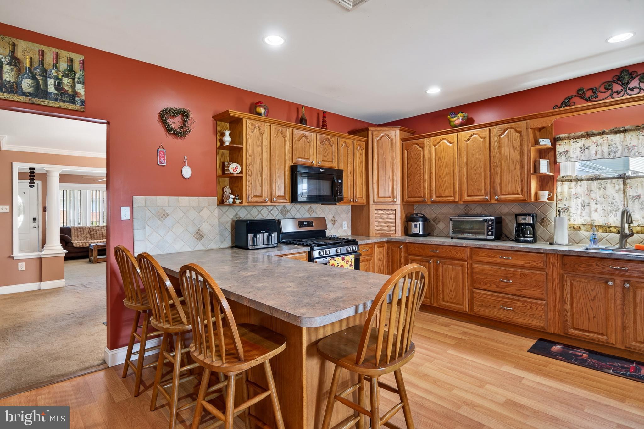 LAWRENCE PARK - Residential