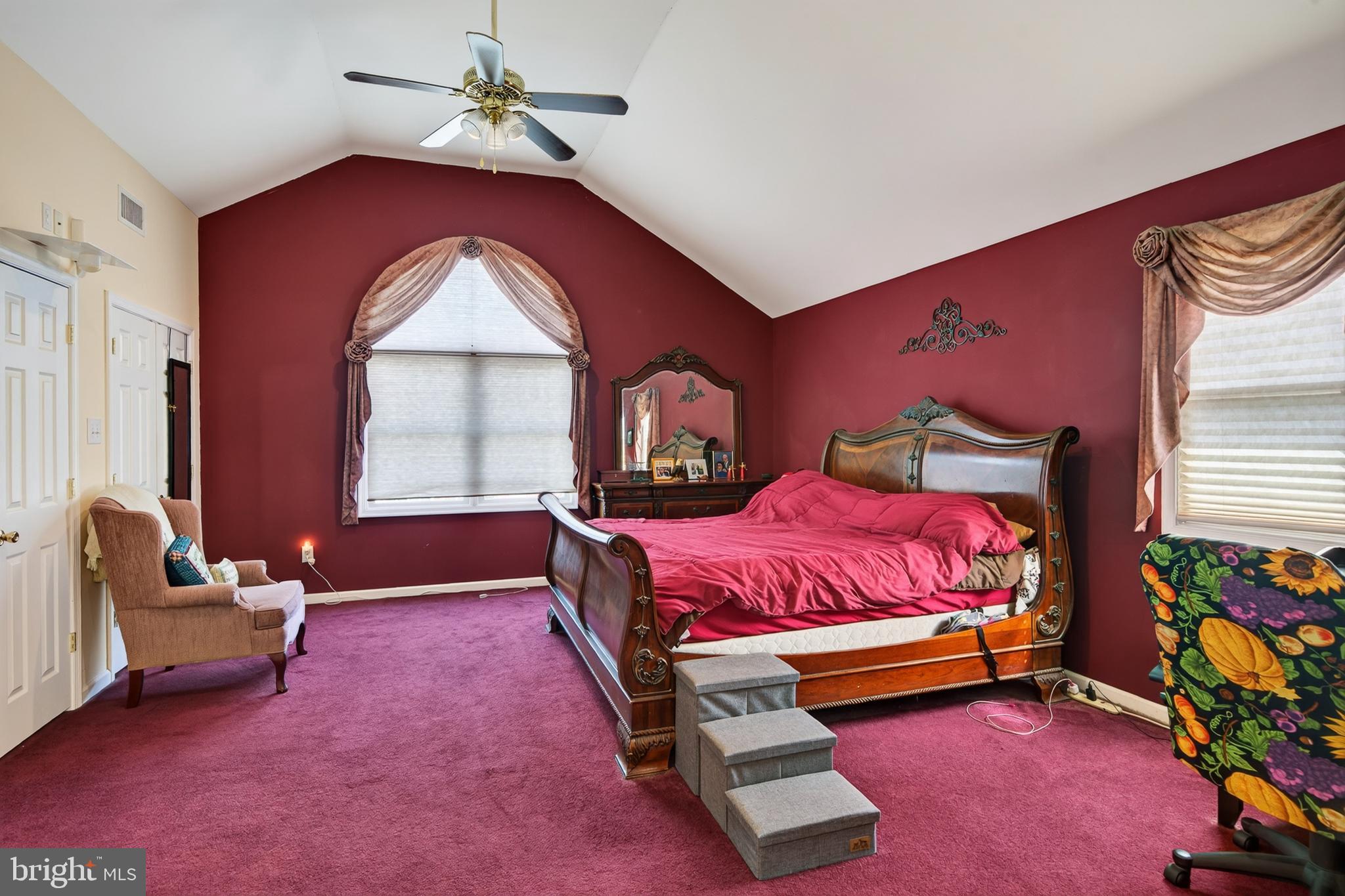 LAWRENCE PARK - Residential