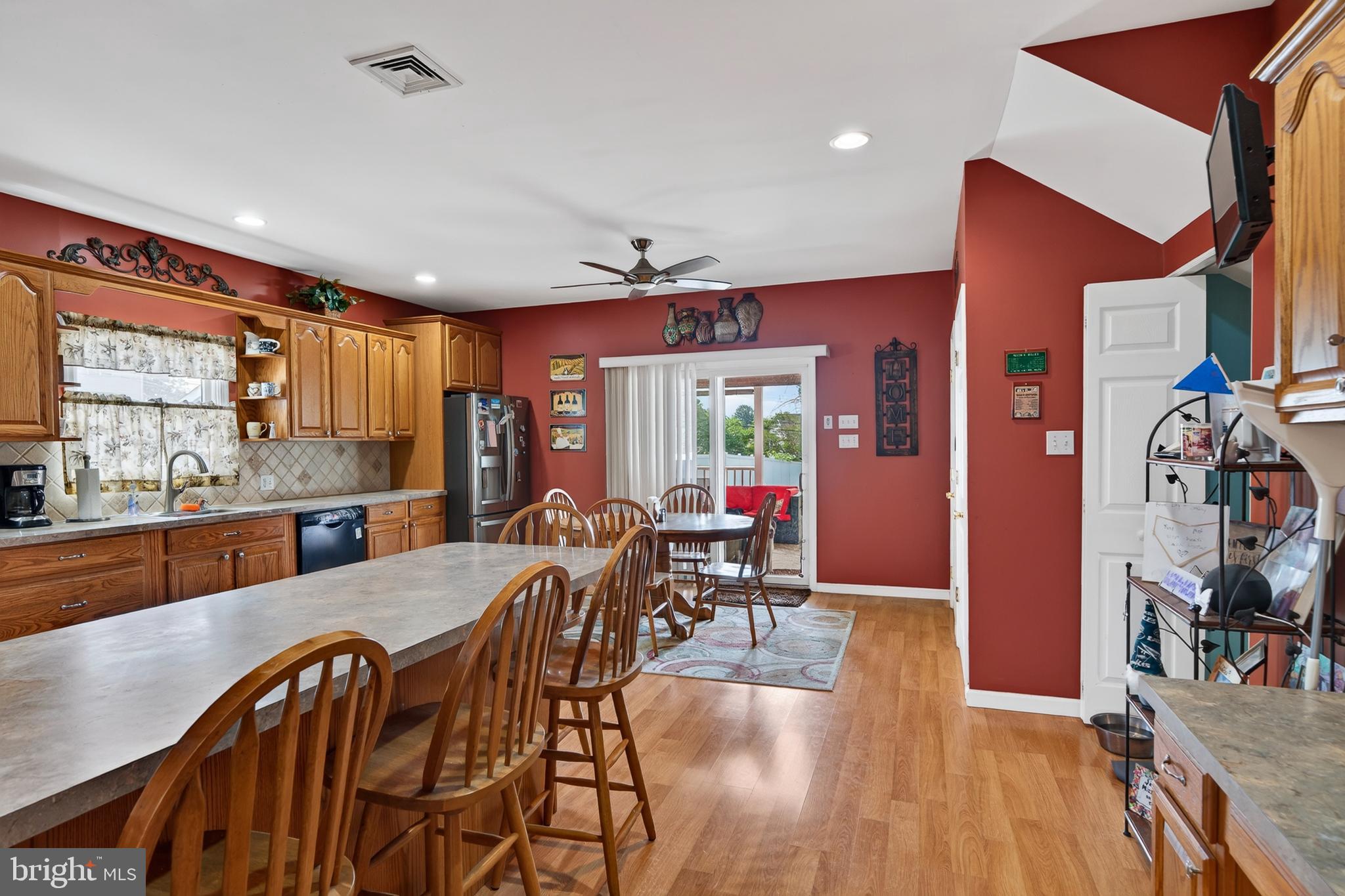 LAWRENCE PARK - Residential