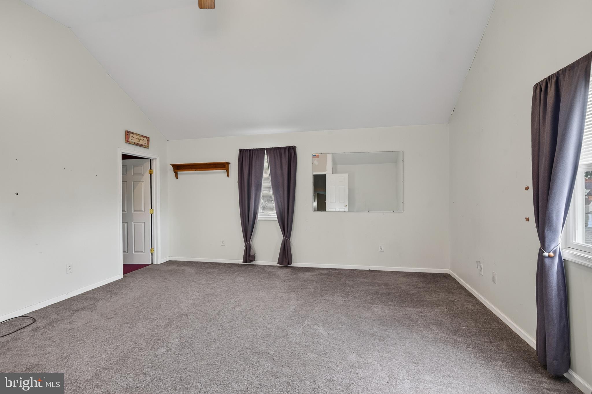 LAWRENCE PARK - Residential