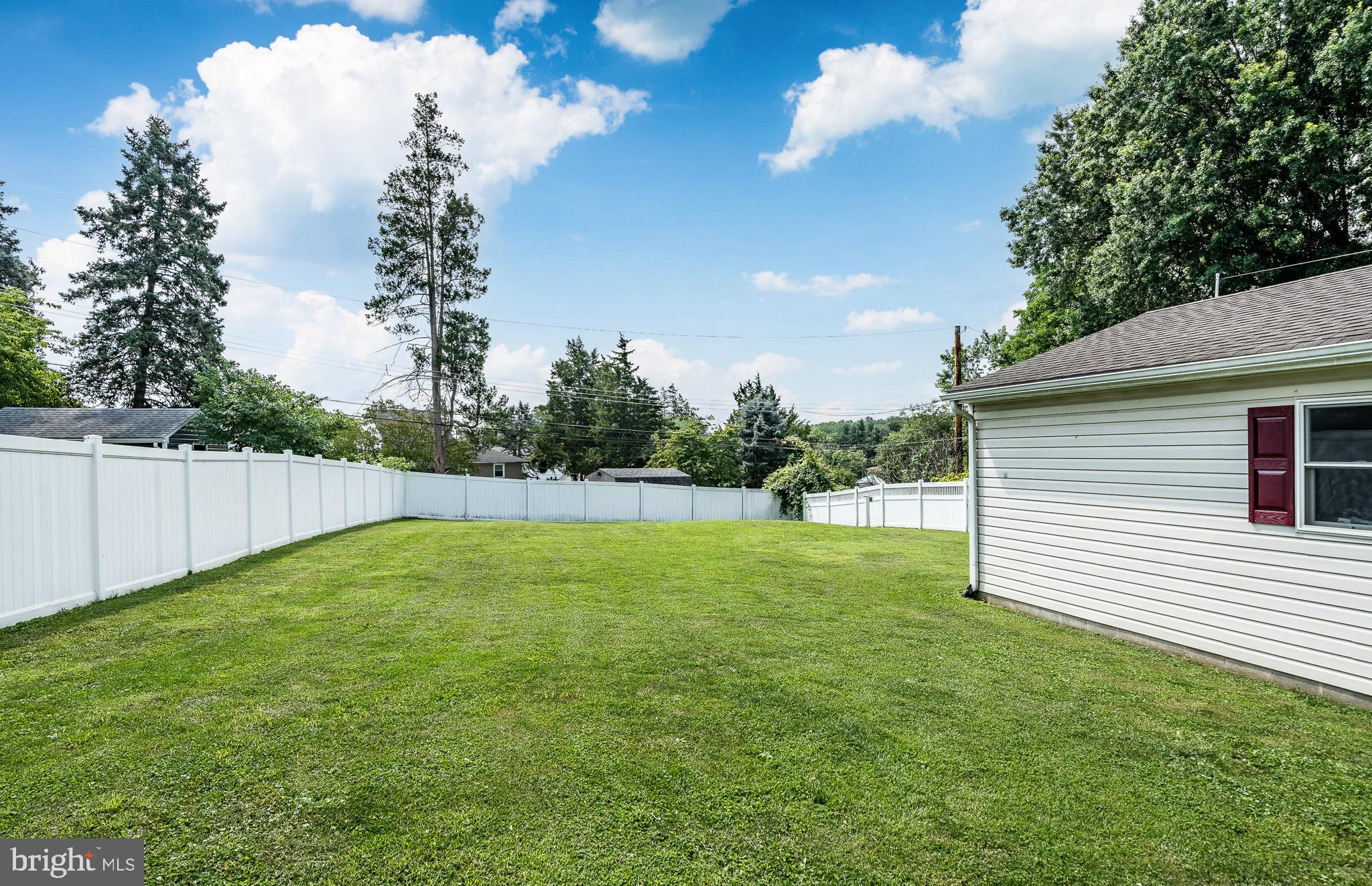 LAWRENCE PARK - Residential