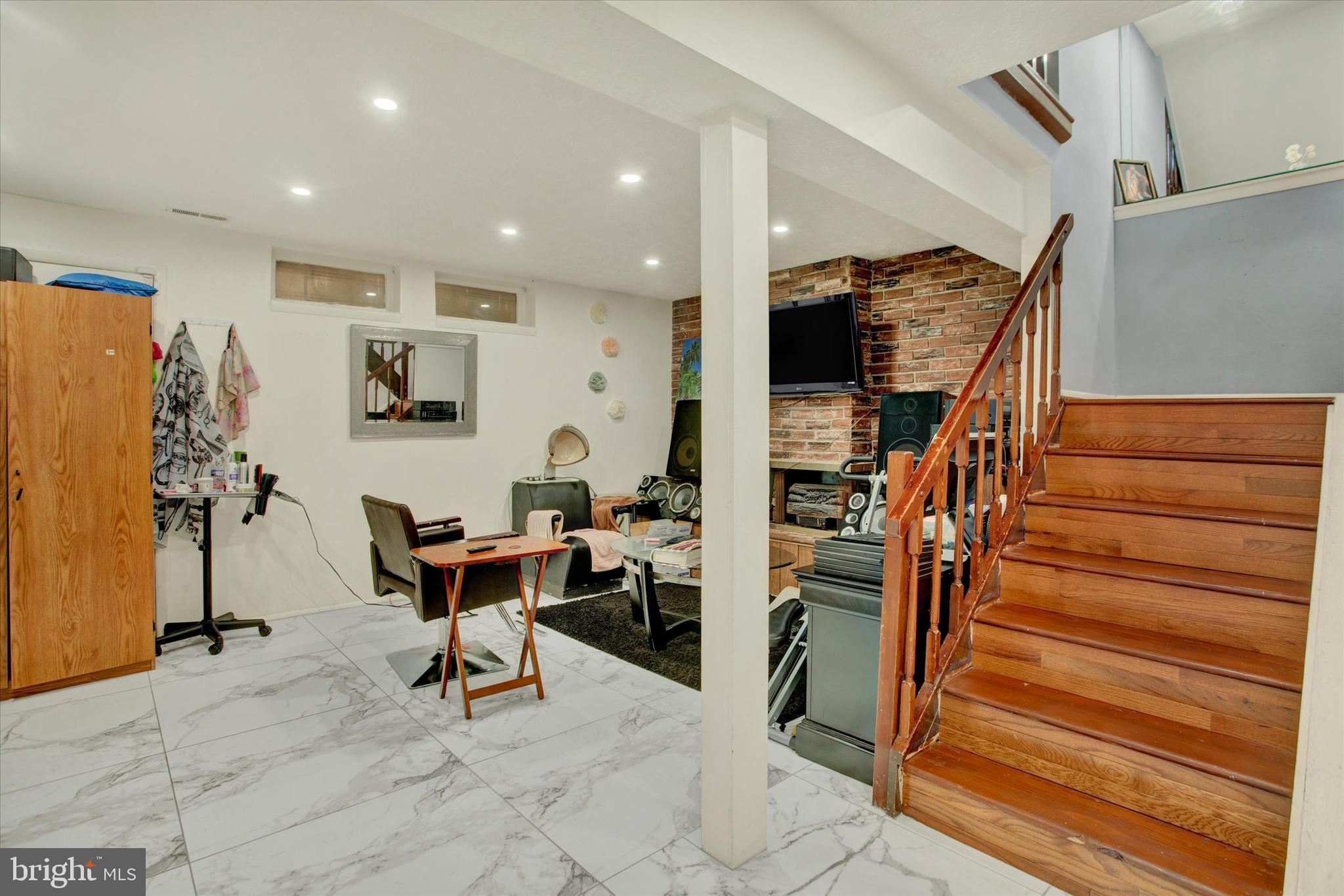 WILLOW HILLS- RESUB PARC - Residential