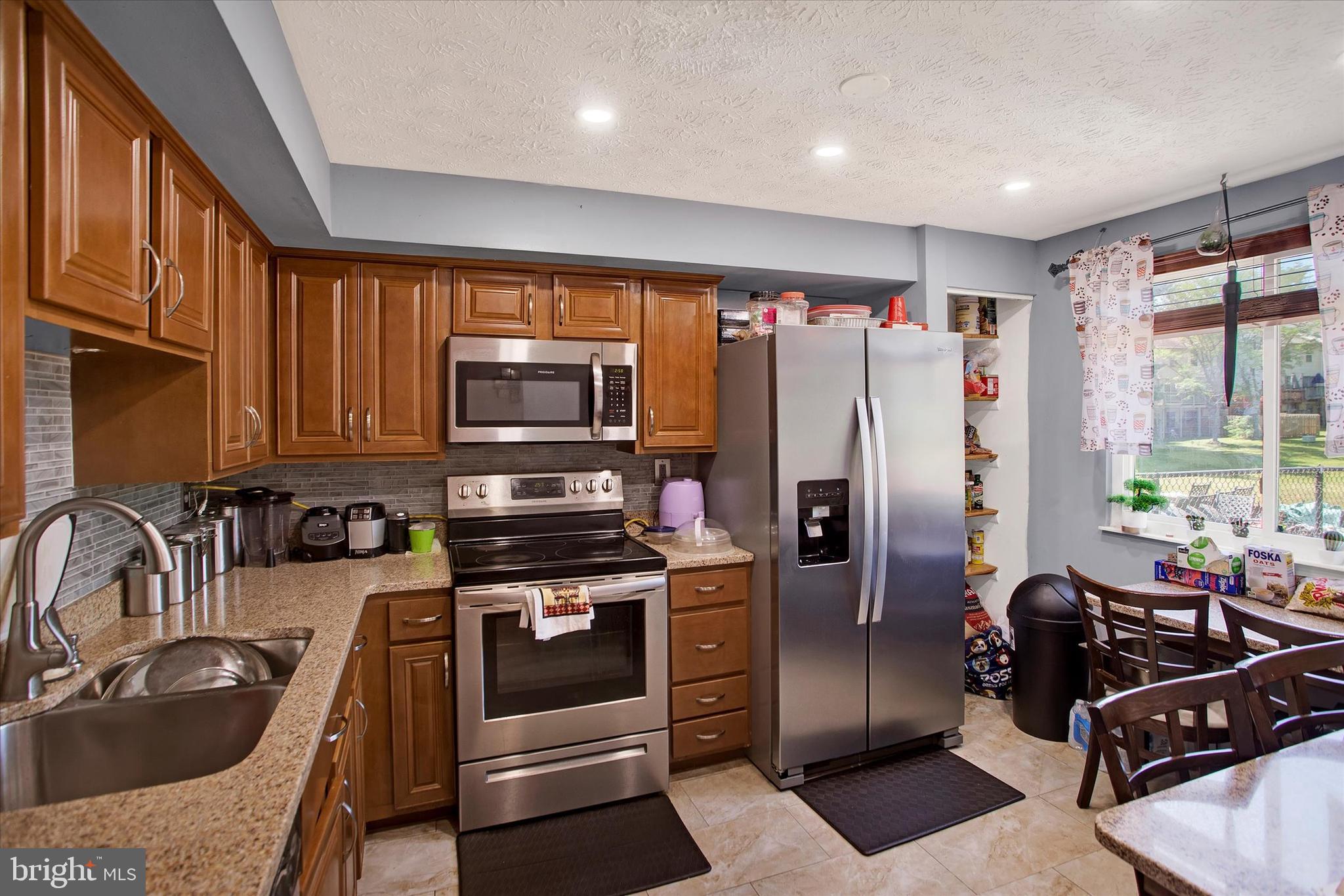 WILLOW HILLS- RESUB PARC - Residential