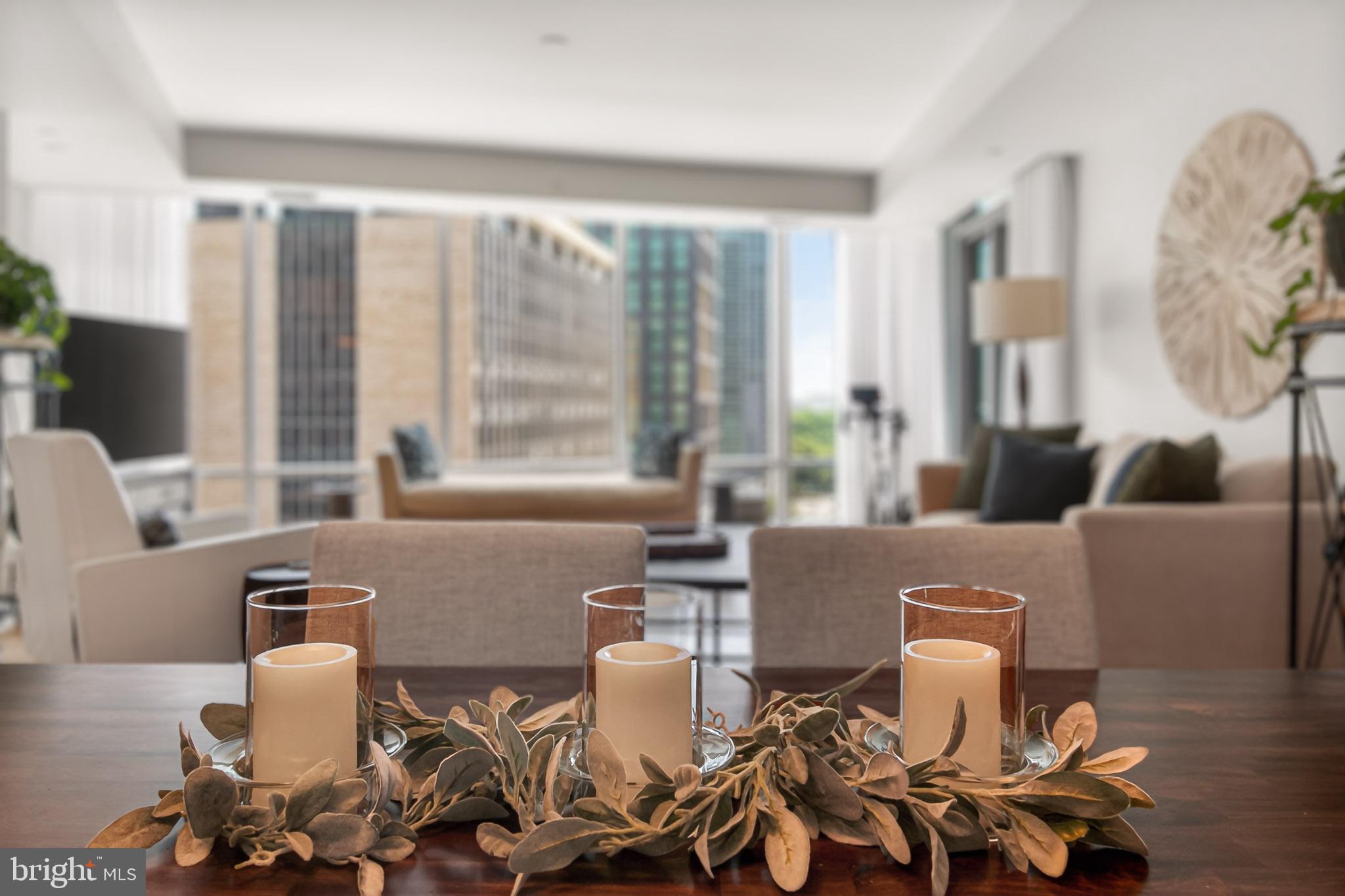 TURNBERRY TOWER - Residential