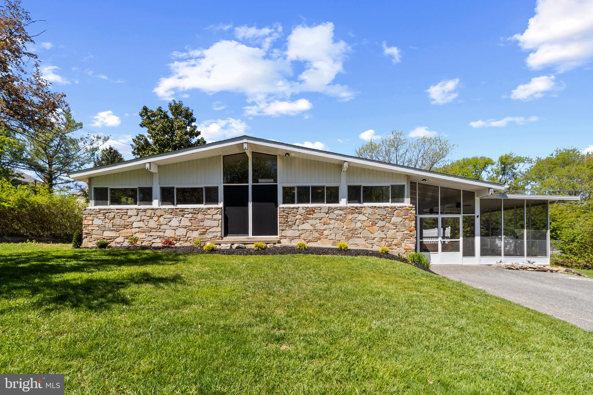 PARKVILLE - Residential