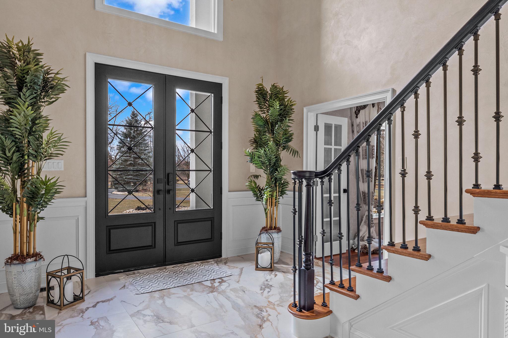 WHITE GATE - Residential