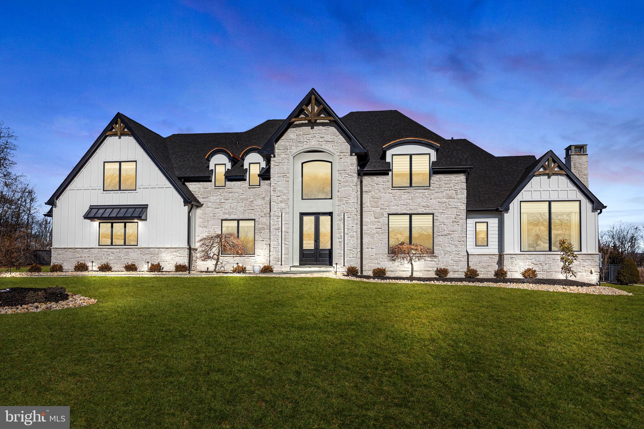 WHITE GATE - Residential