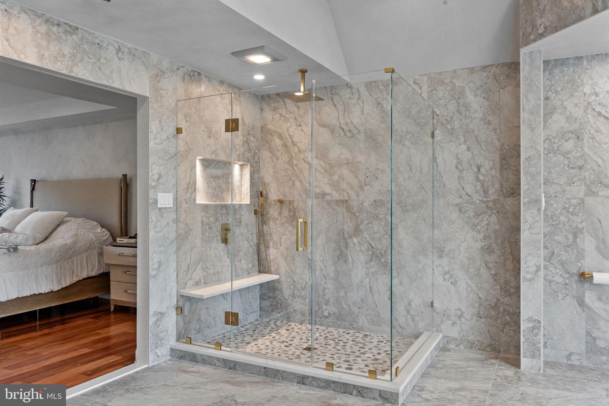 WHITE GATE - Residential