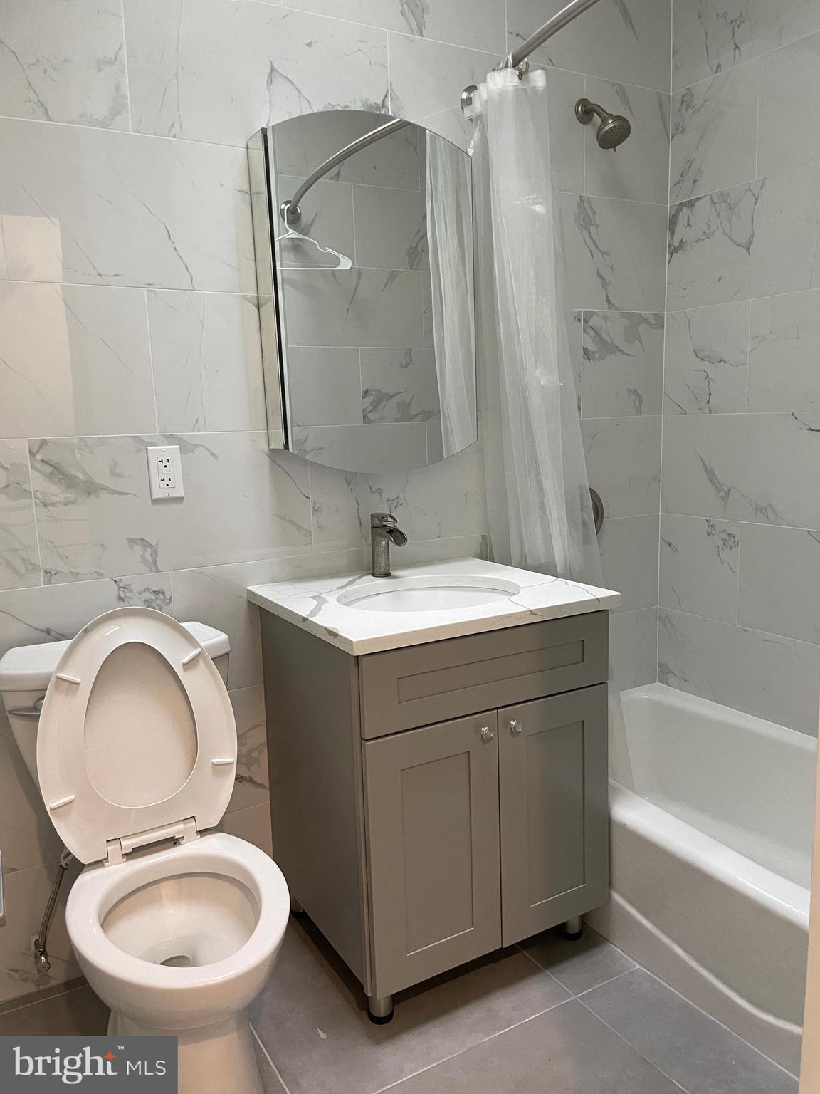 OLDE KENSINGTON - Residential