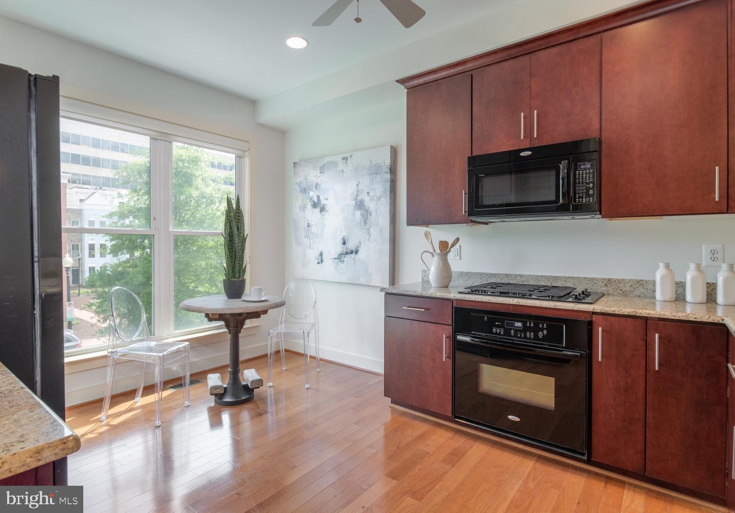 NAVY YARD - Residential