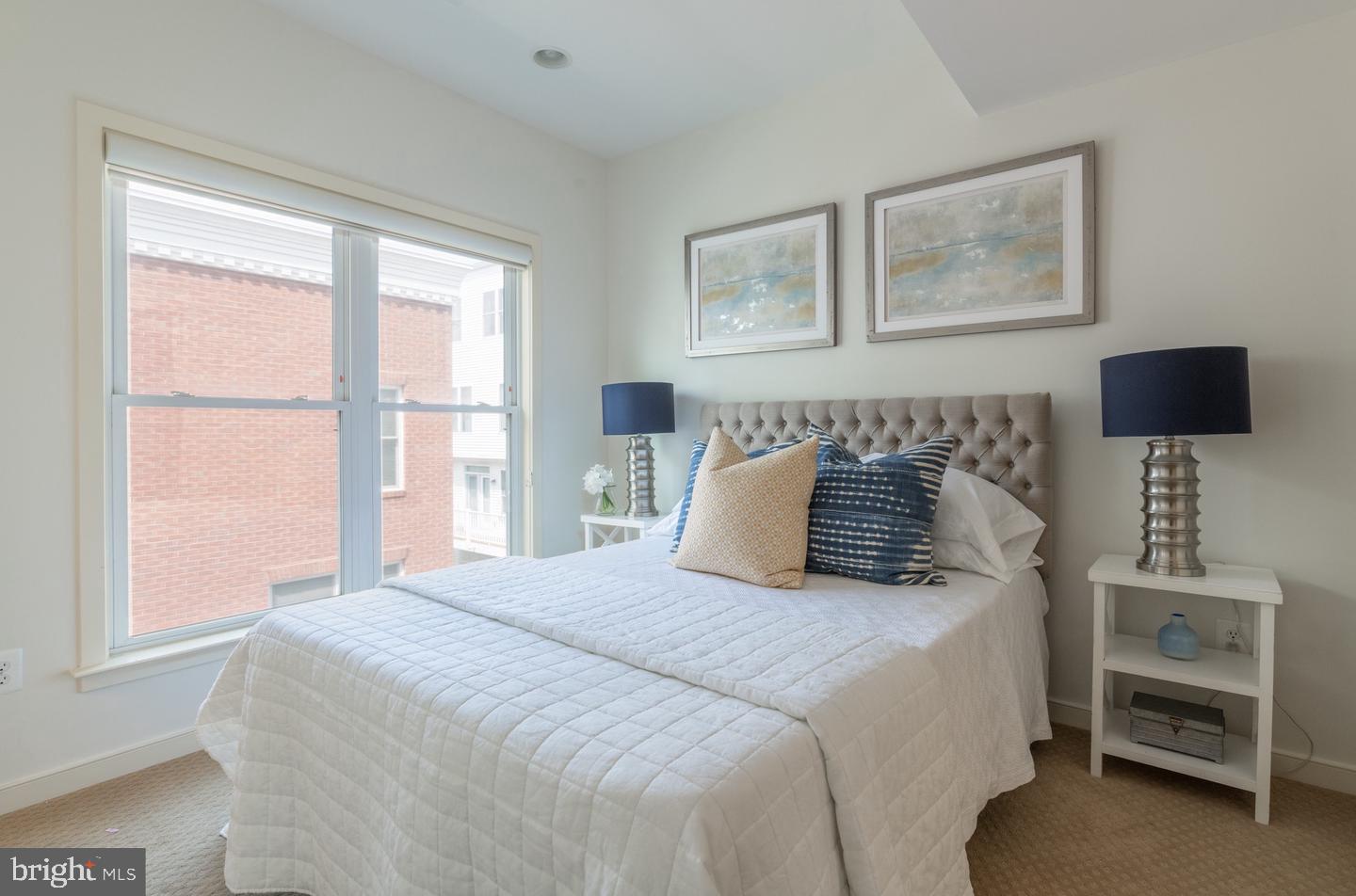 NAVY YARD - Residential