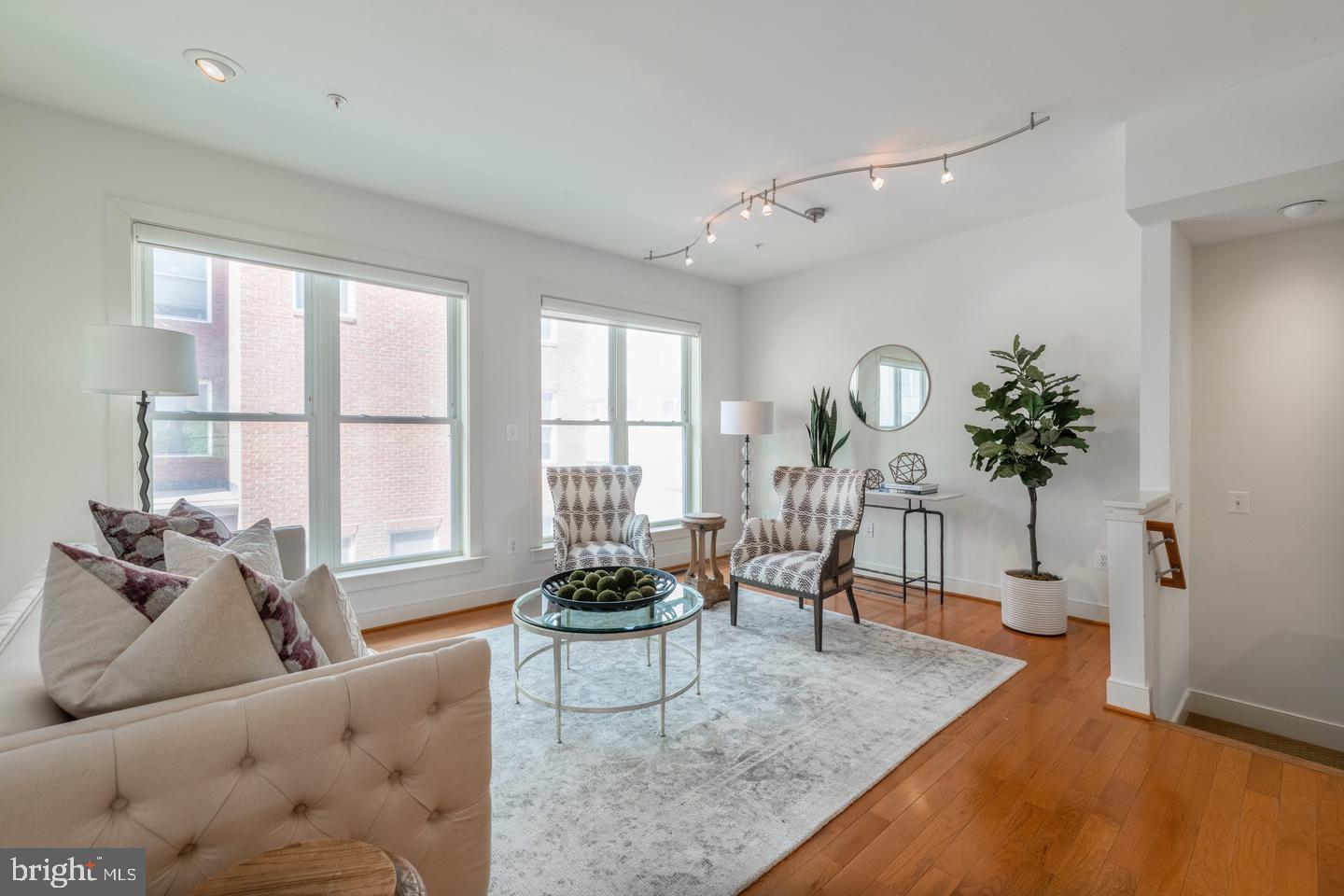NAVY YARD - Residential