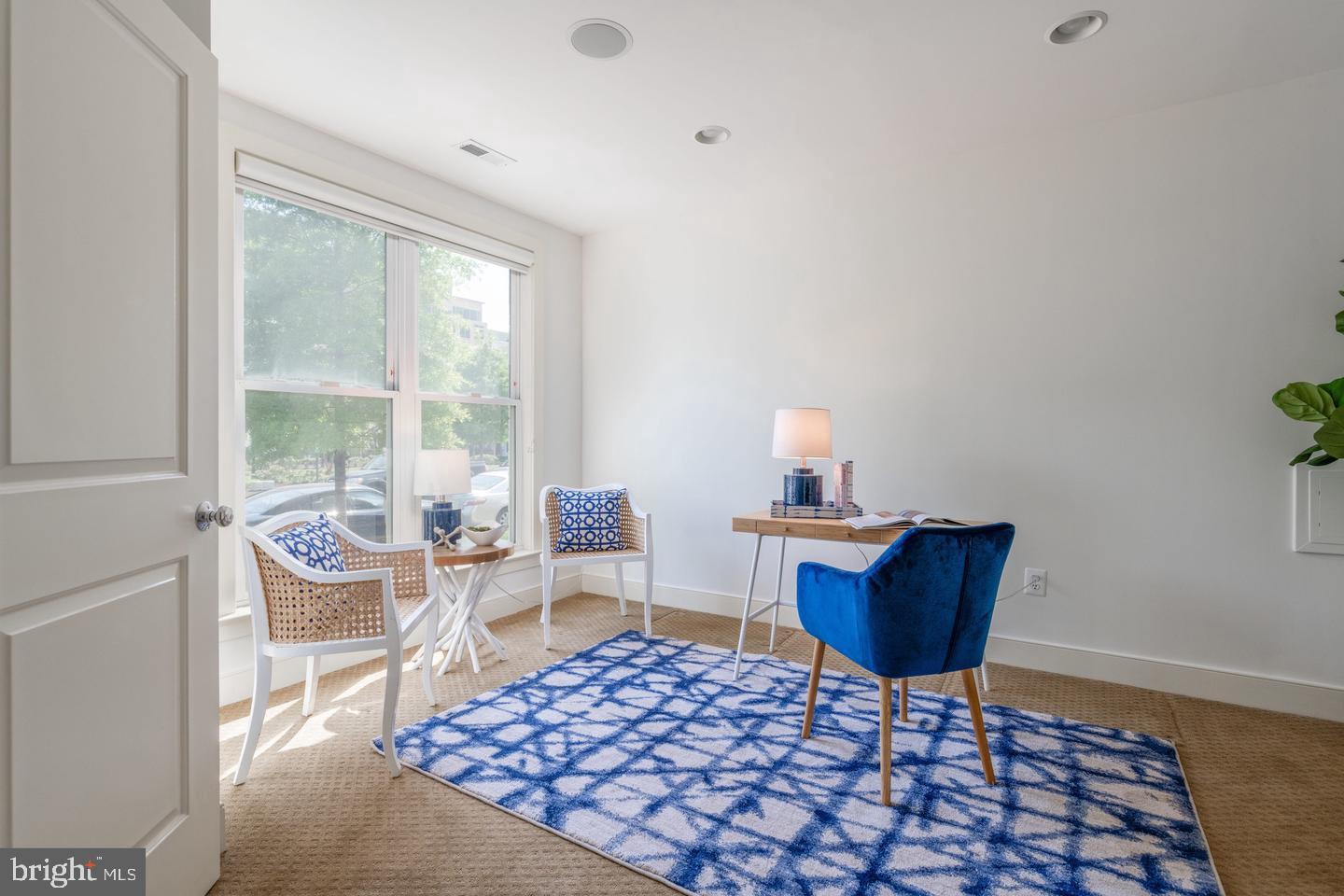 NAVY YARD - Residential