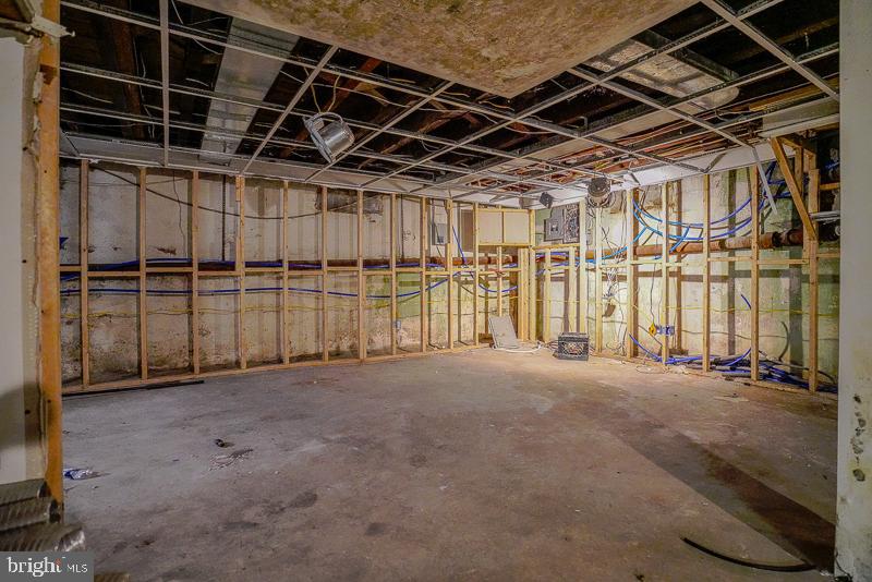 UPPER SOUTHAMPTON - Residential
