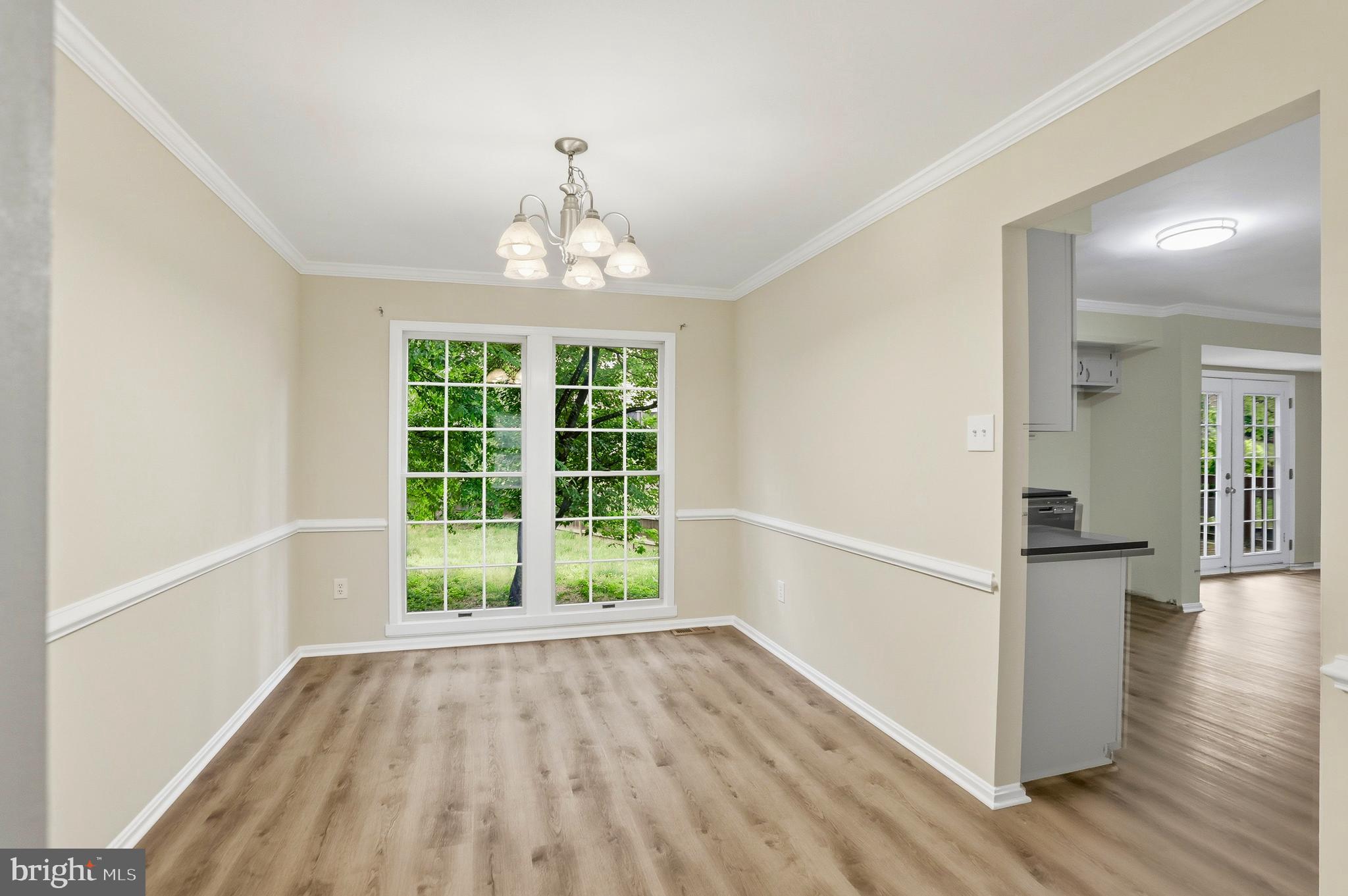 COUNTRY CLUB LAKE - Residential