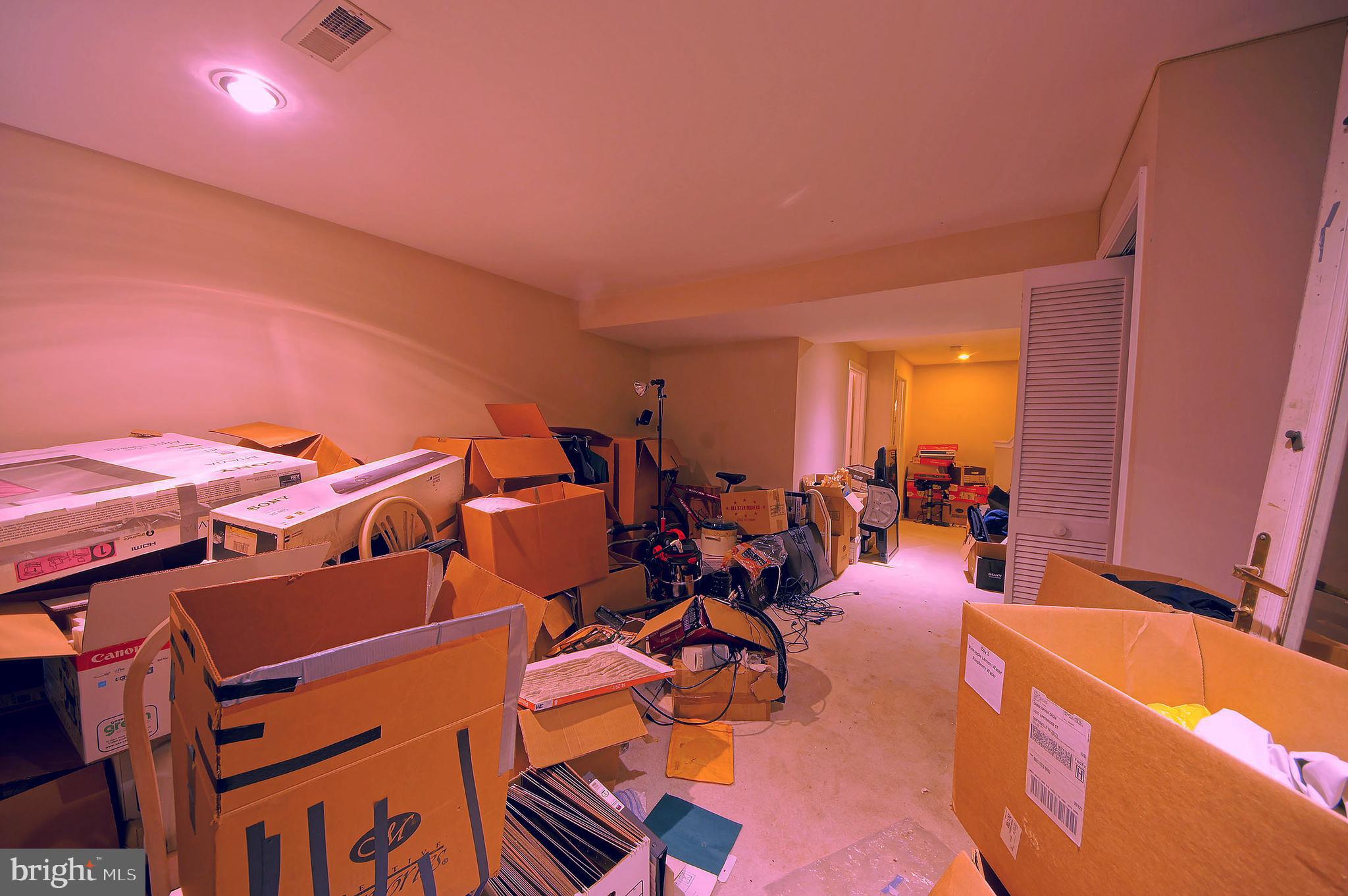 CENTER RIDGE - Residential