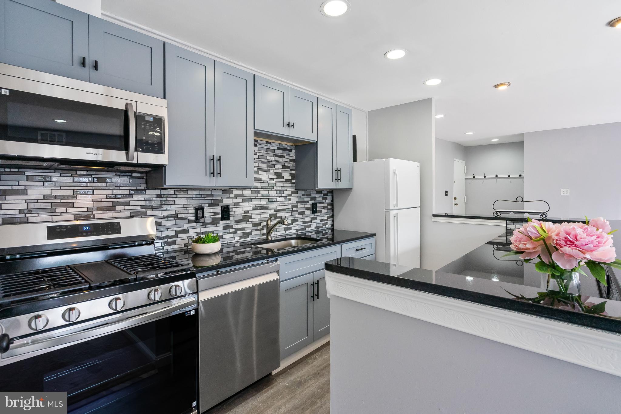 BETHESDA PARK - Residential