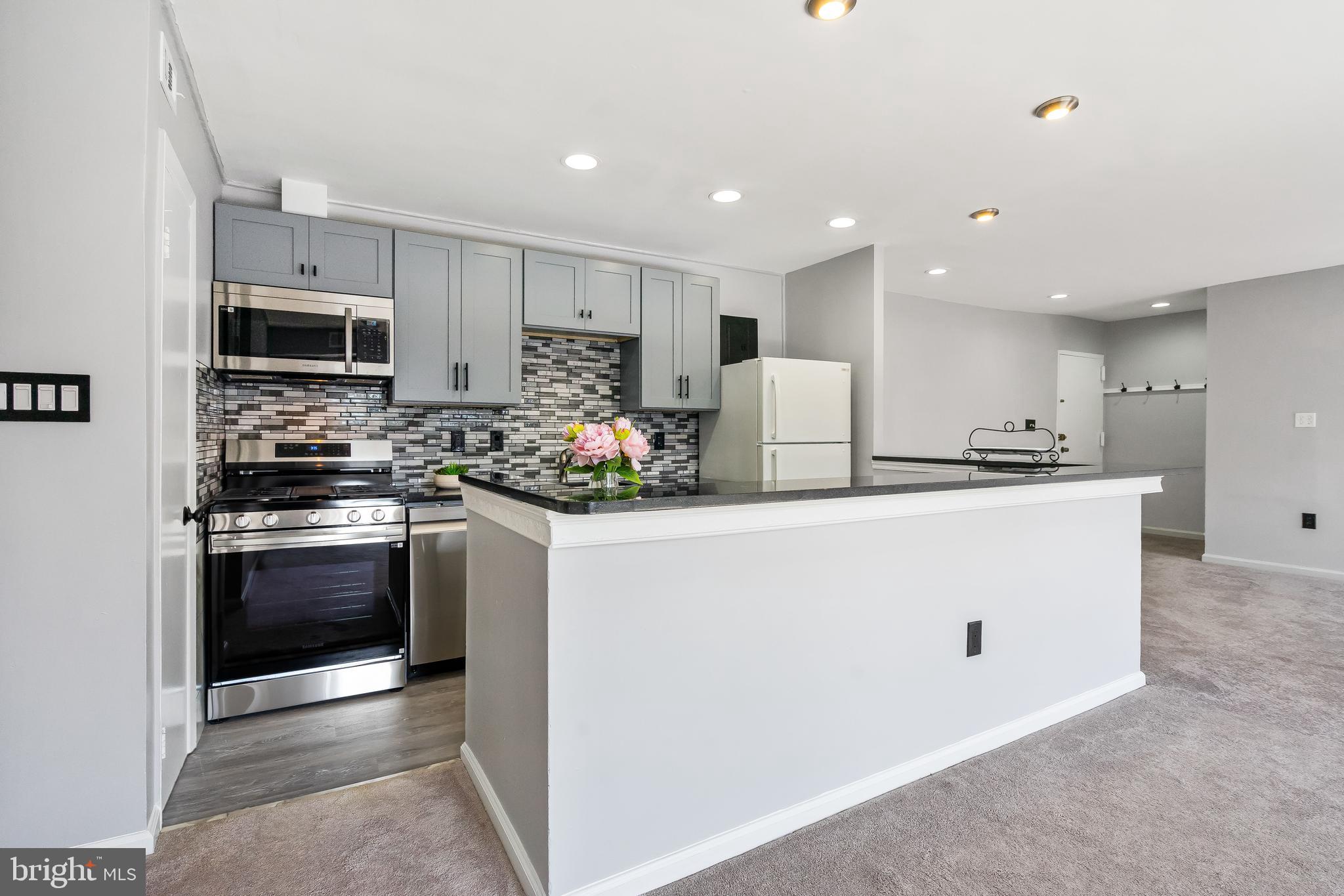 BETHESDA PARK - Residential