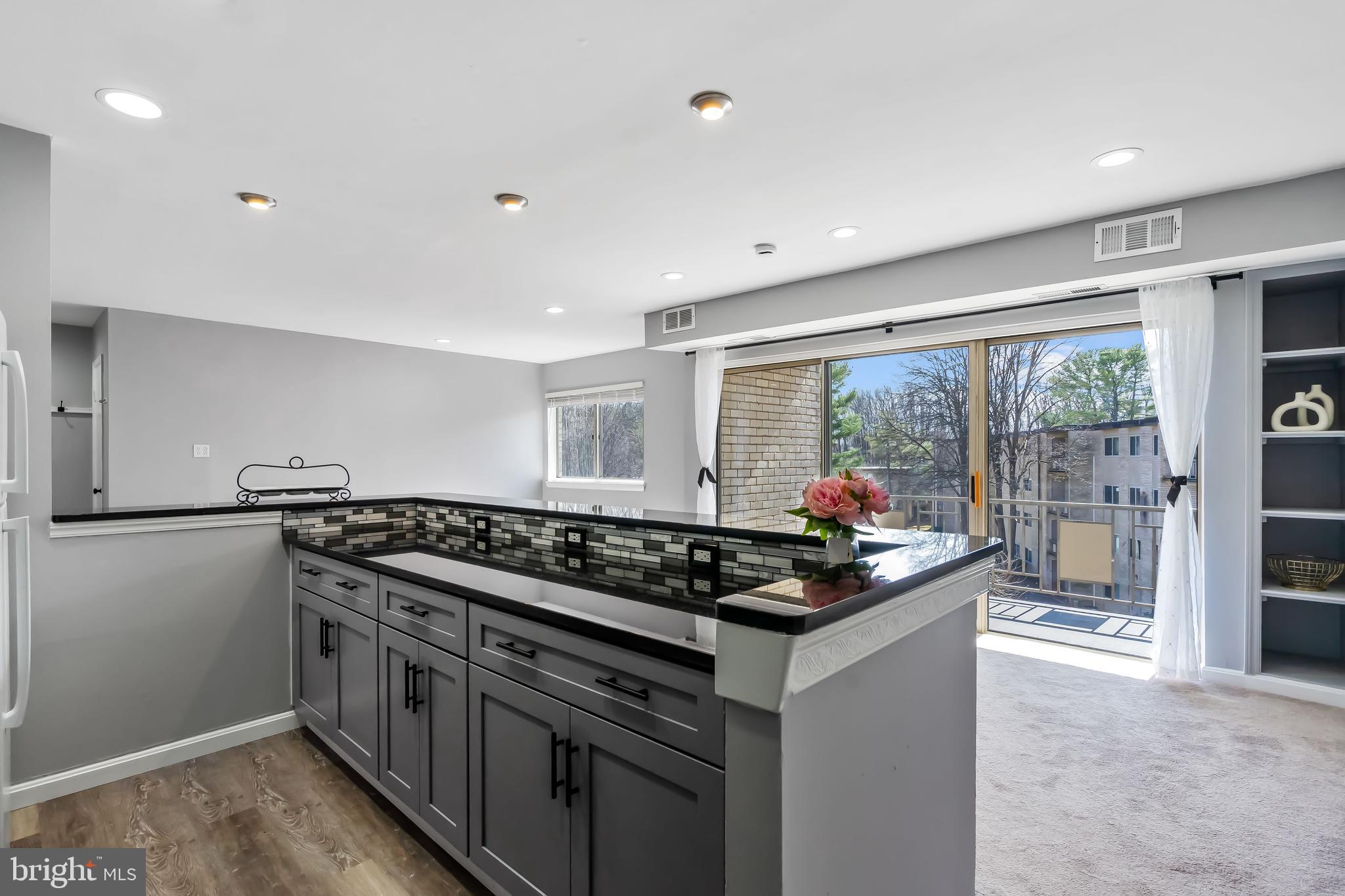 BETHESDA PARK - Residential