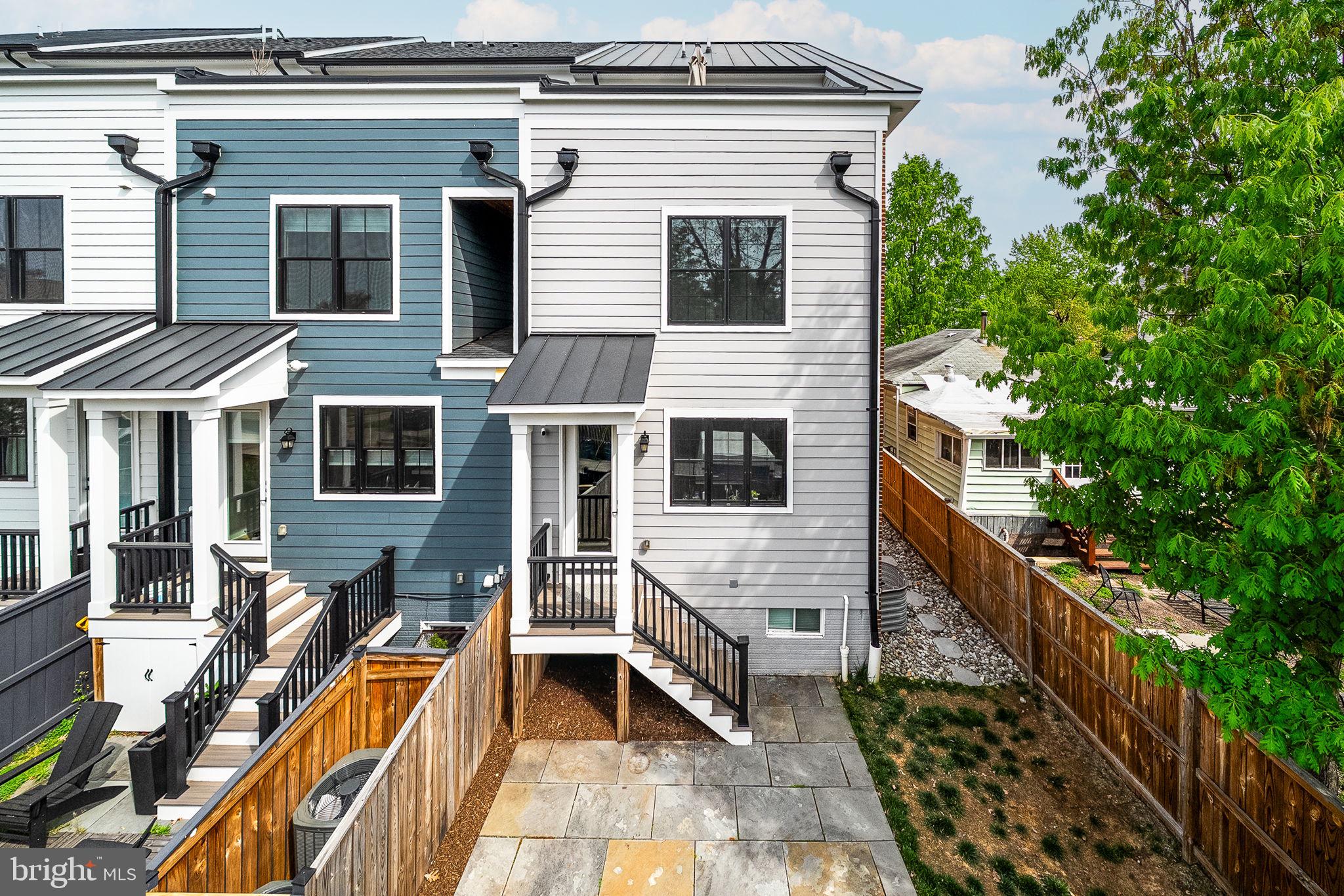 DEL RAY - Residential