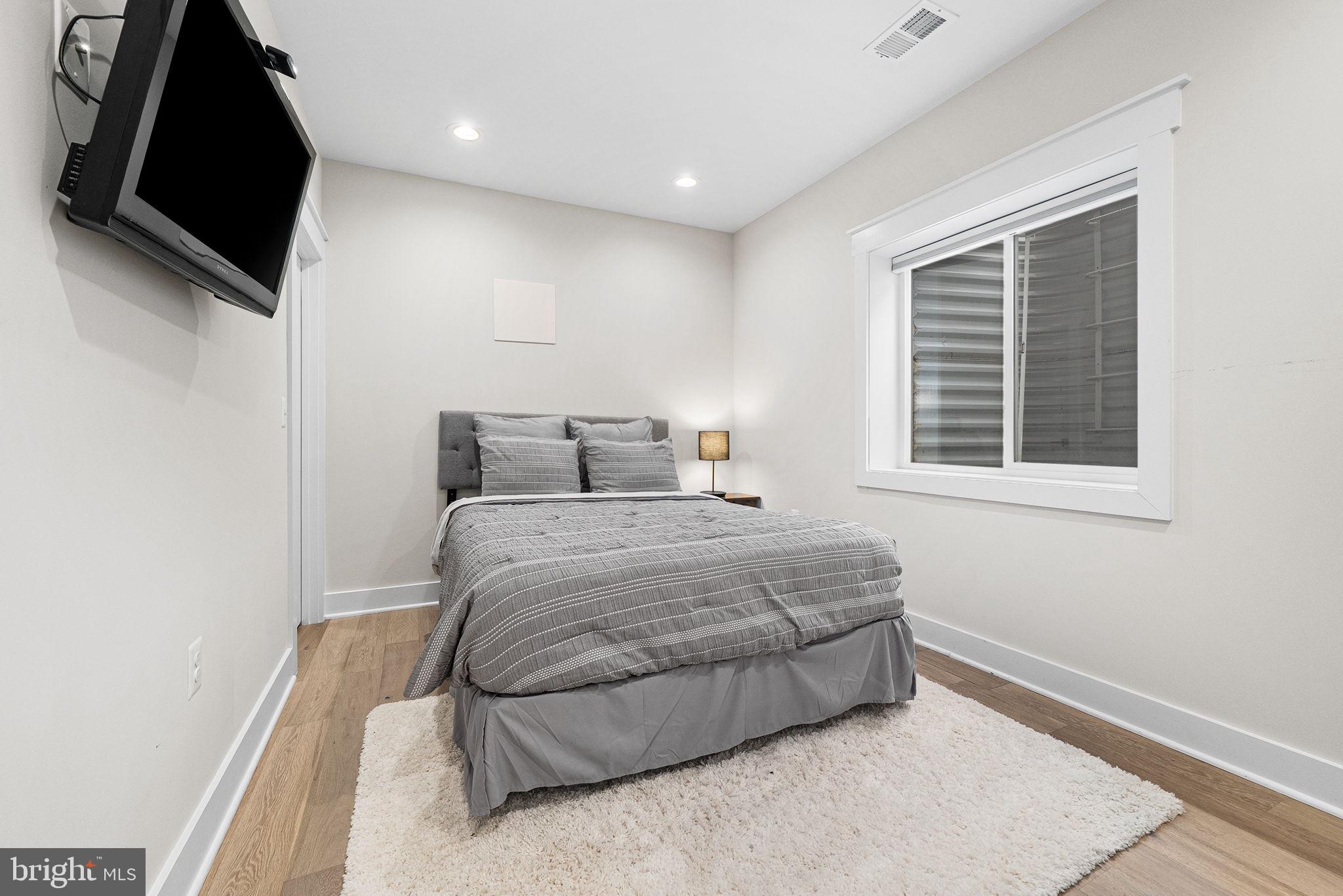 DEL RAY - Residential