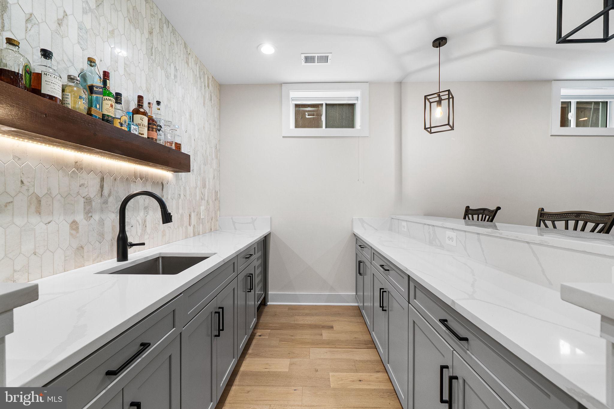 DEL RAY - Residential