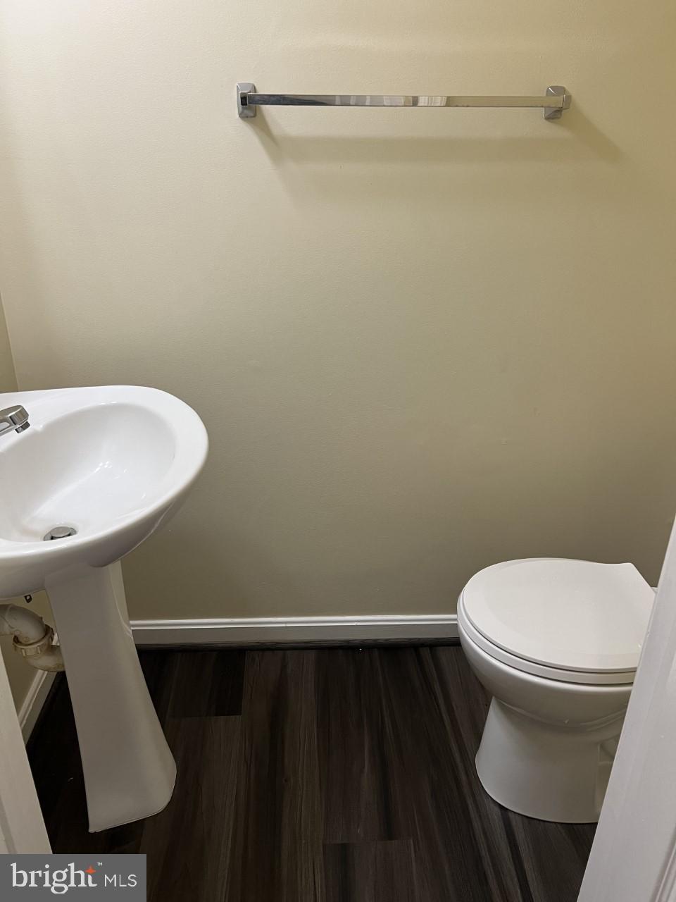 SHEFFIELD MANOR - Residential Lease