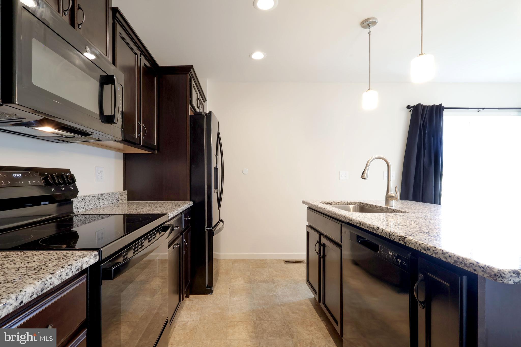 LOGAN GREENE - Residential