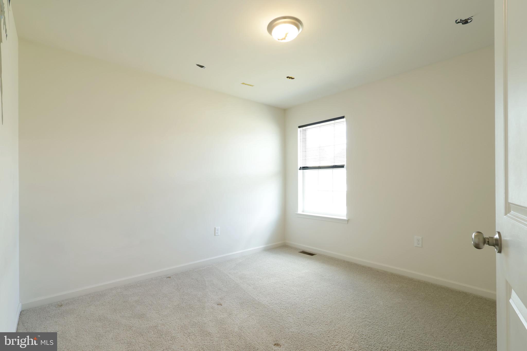 LOGAN GREENE - Residential