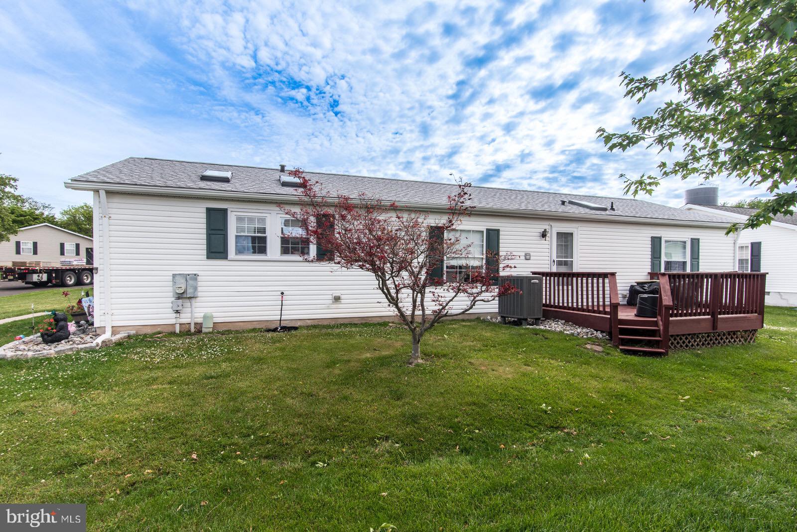 BUCKINGHAM SPRINGS - Residential