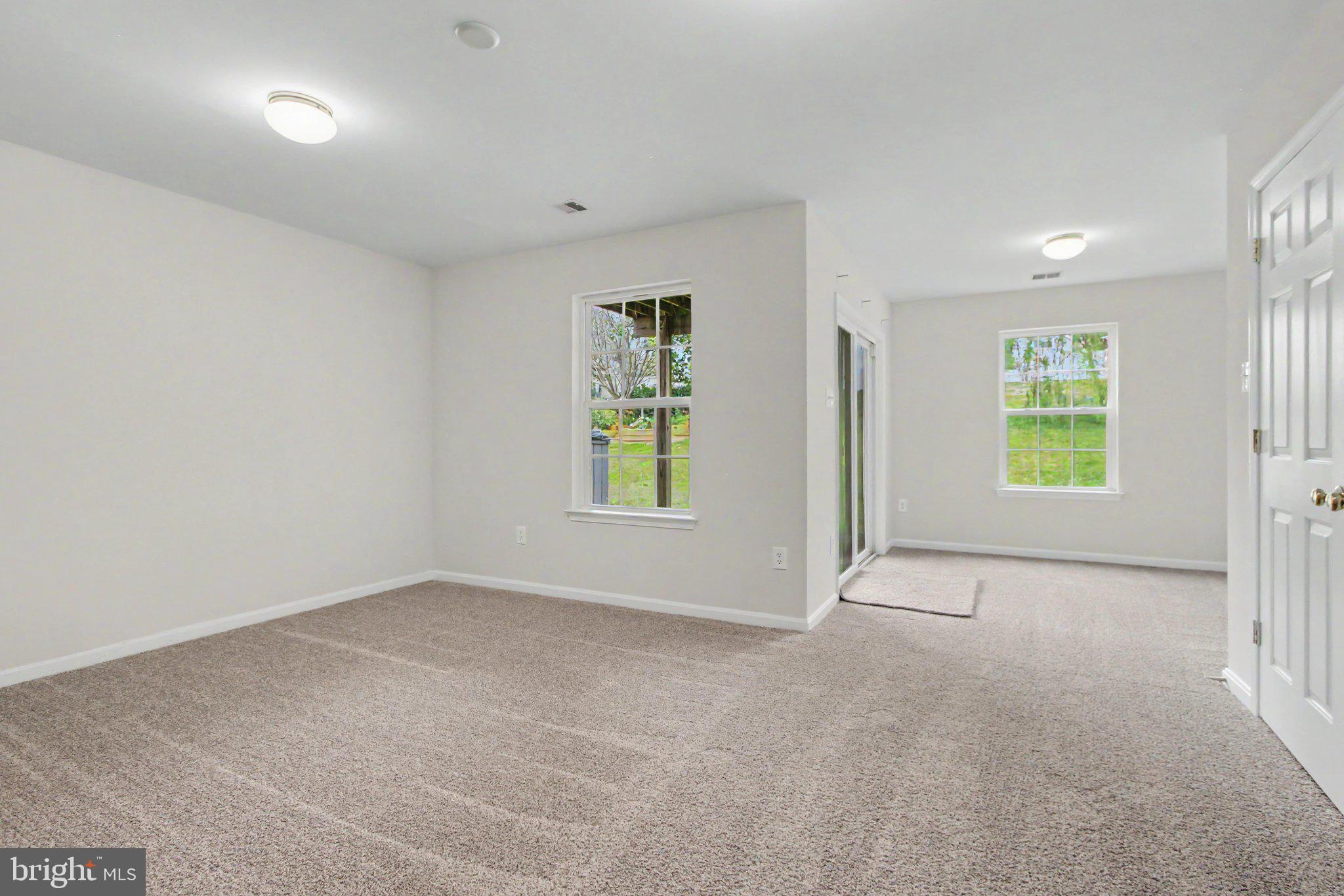 BISCAYNE WOODS - Residential