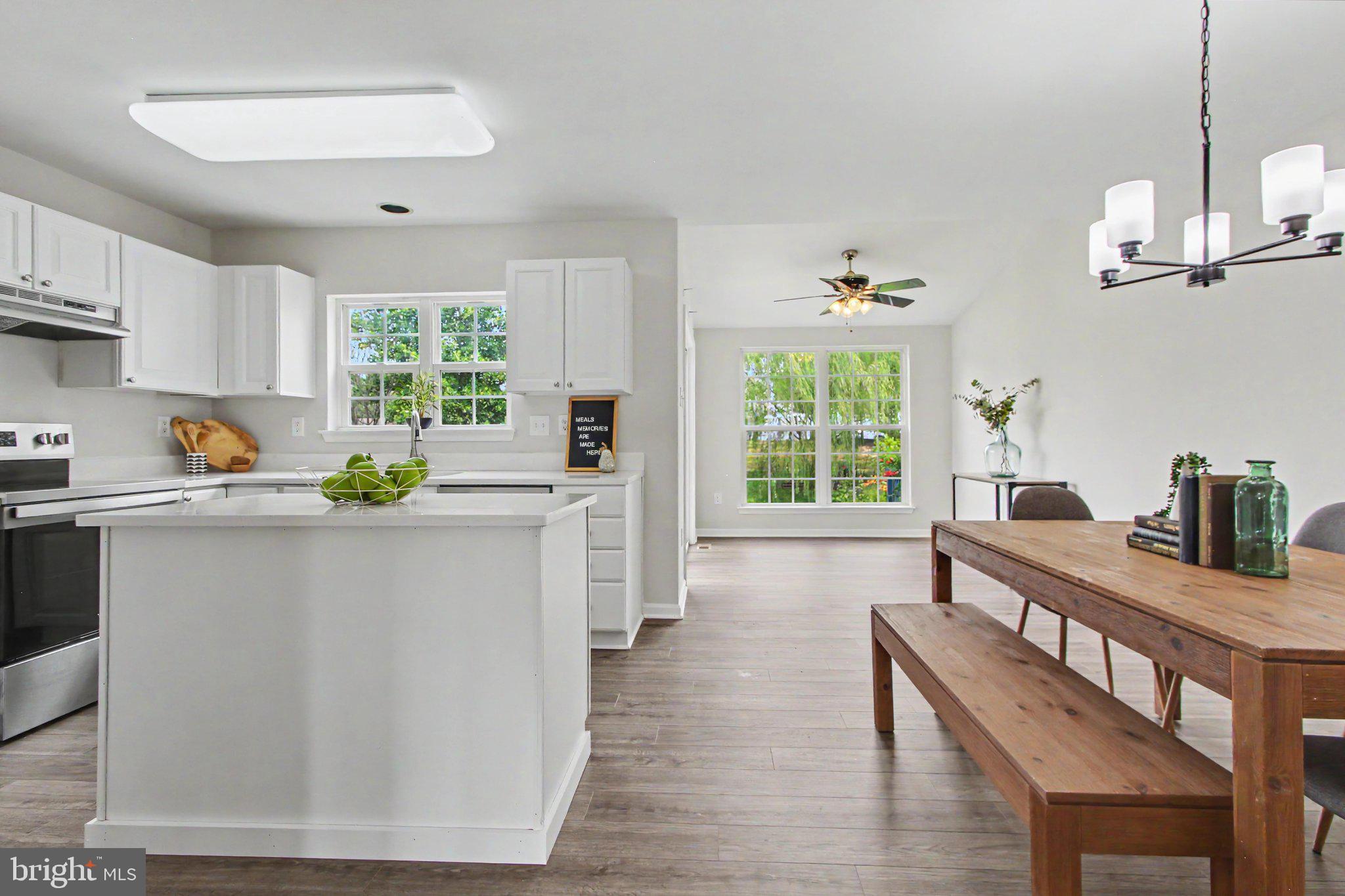 BISCAYNE WOODS - Residential