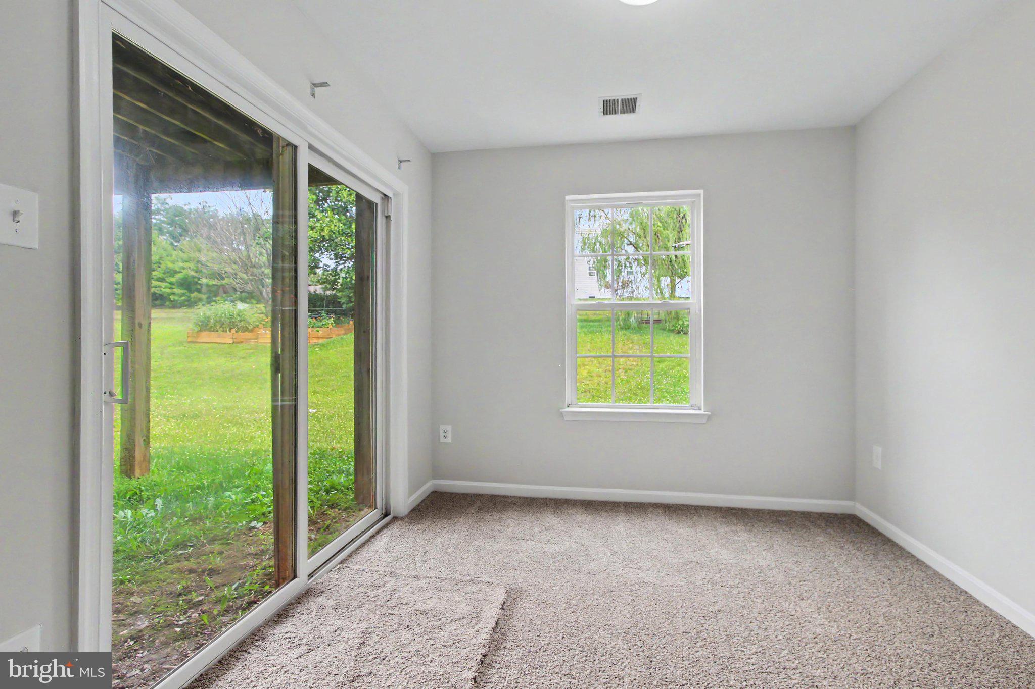 BISCAYNE WOODS - Residential