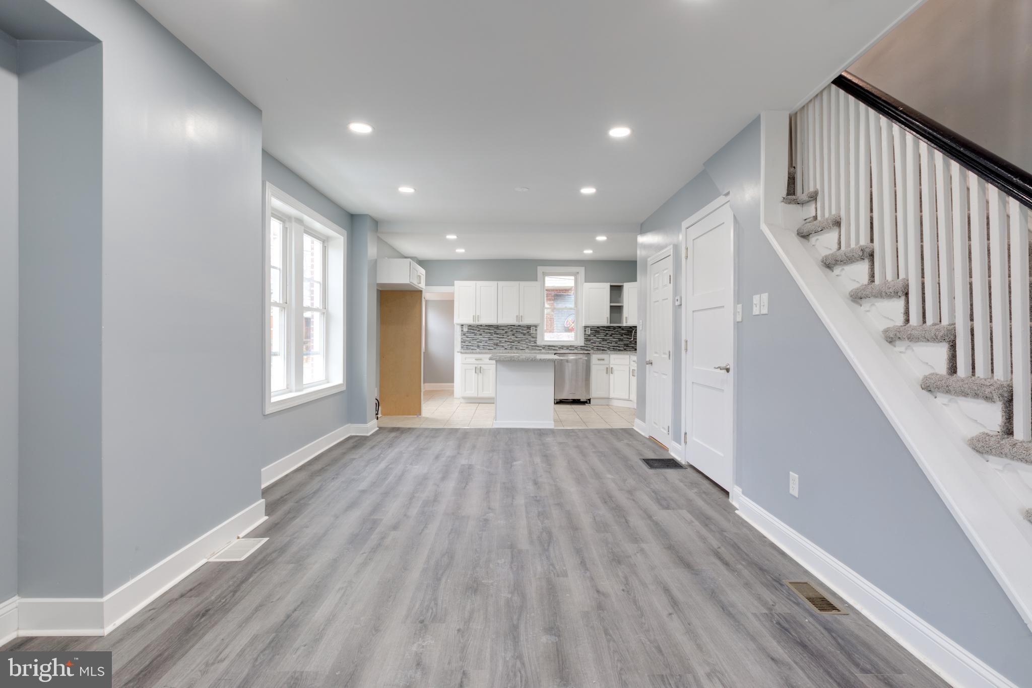 WEST OAK LANE - Residential