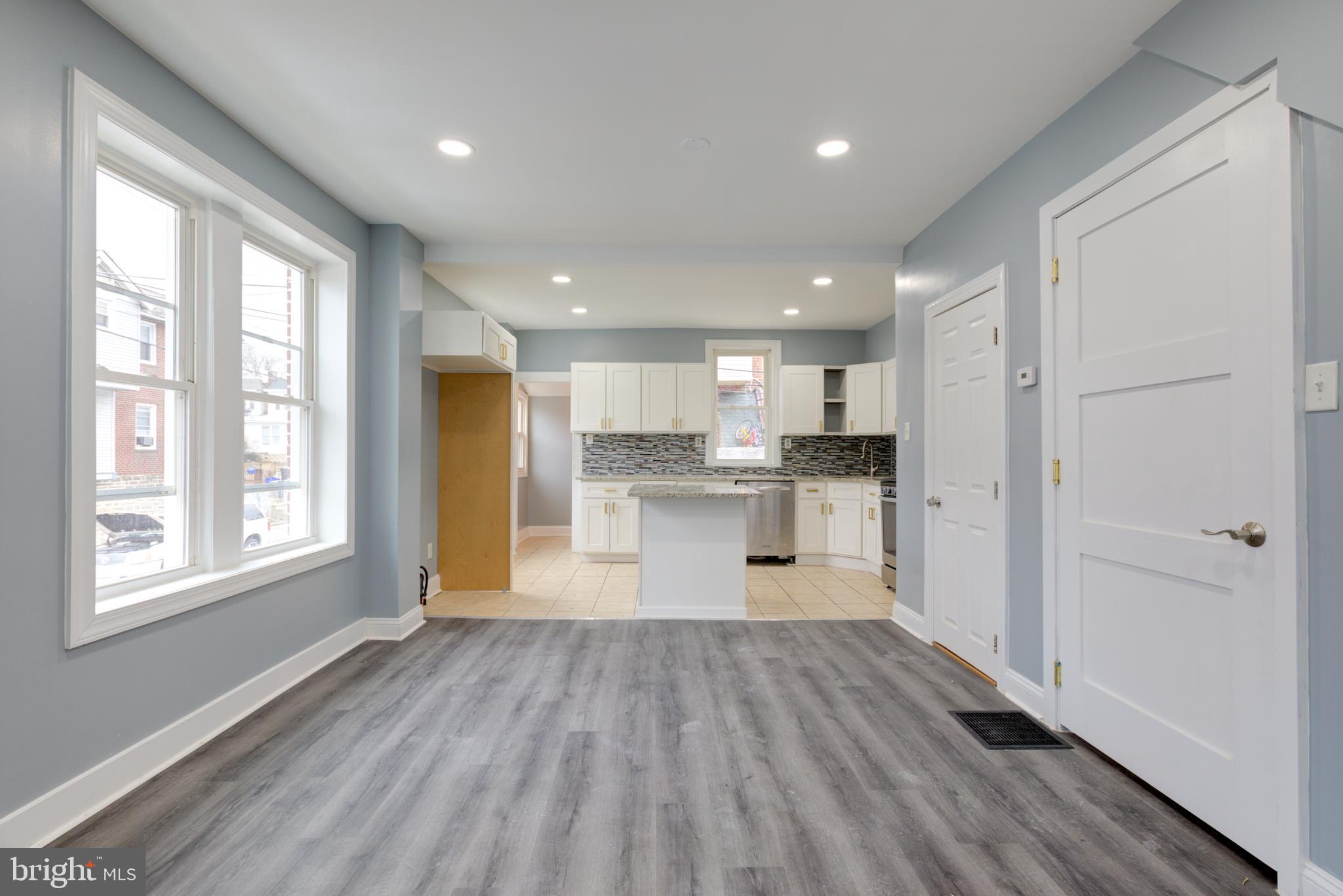 WEST OAK LANE - Residential