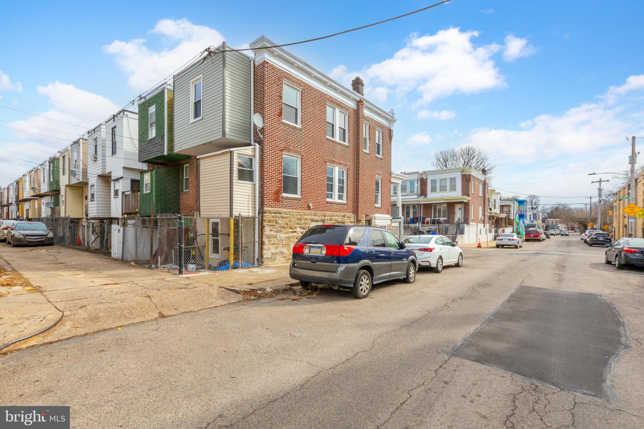 WEST OAK LANE - Residential