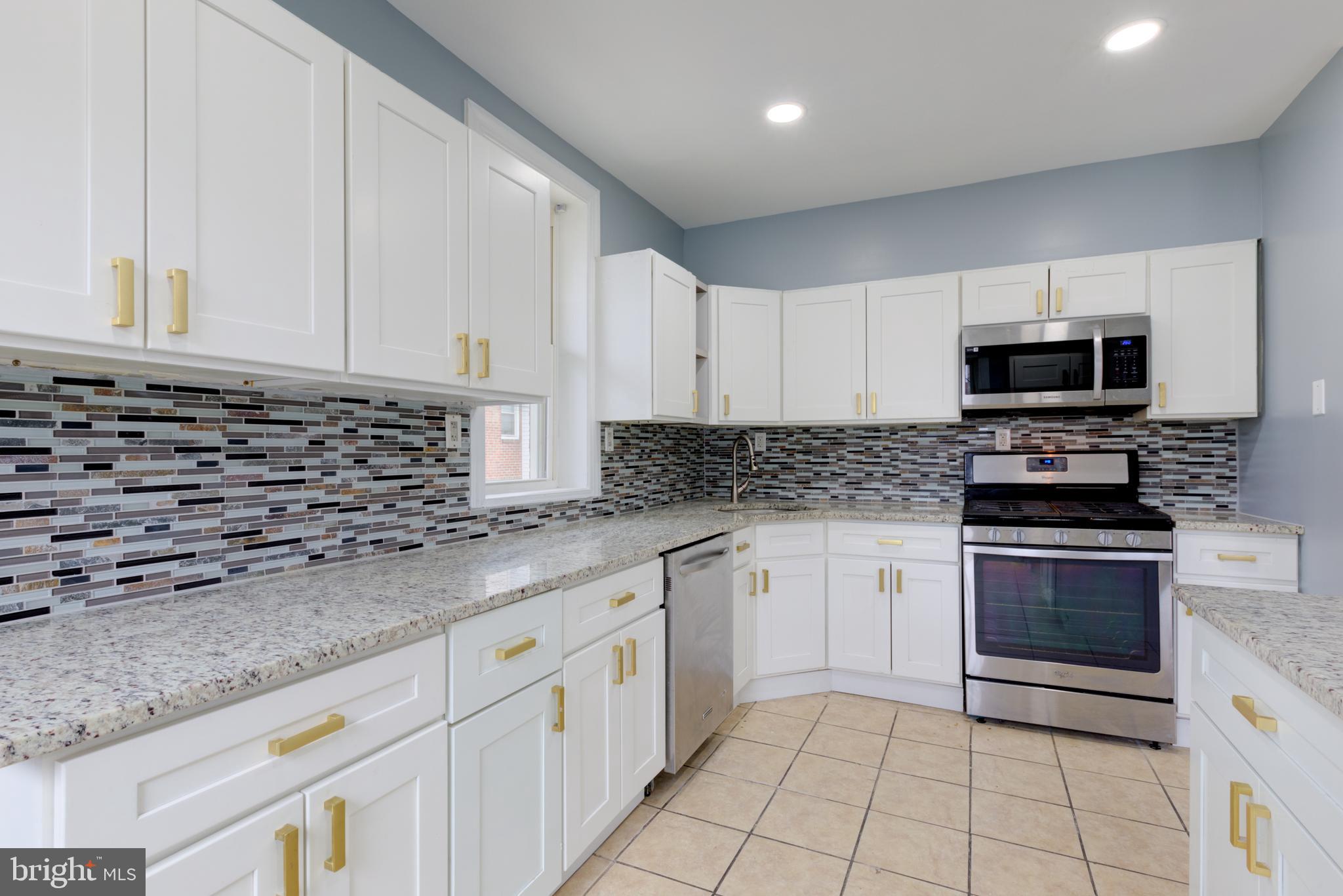 WEST OAK LANE - Residential