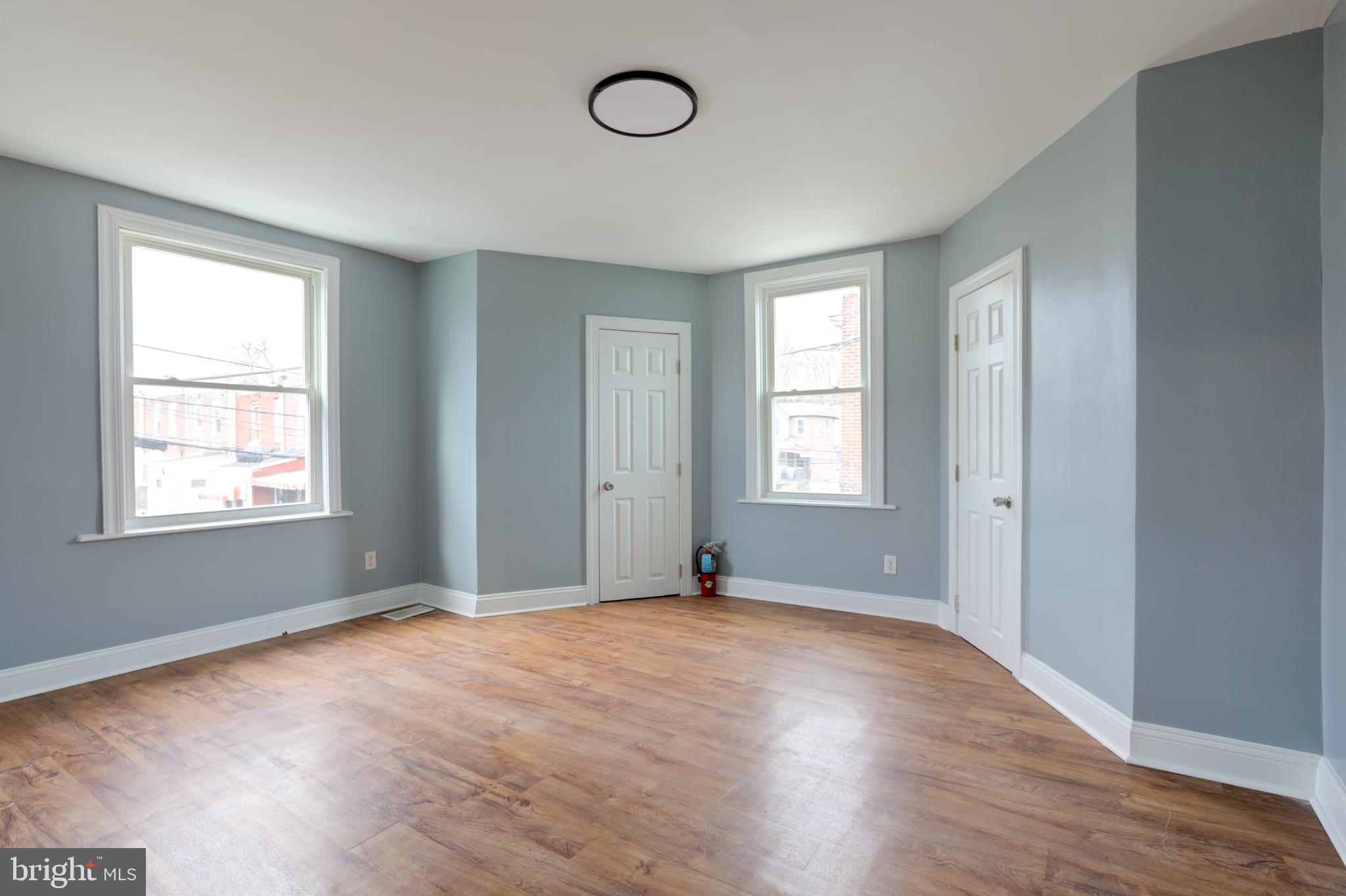 WEST OAK LANE - Residential