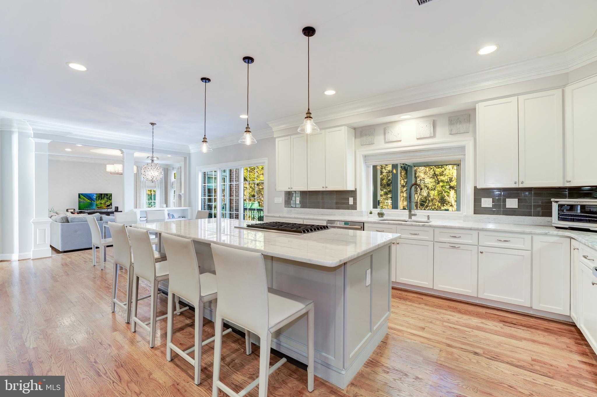 SMC MCLEAN - Residential