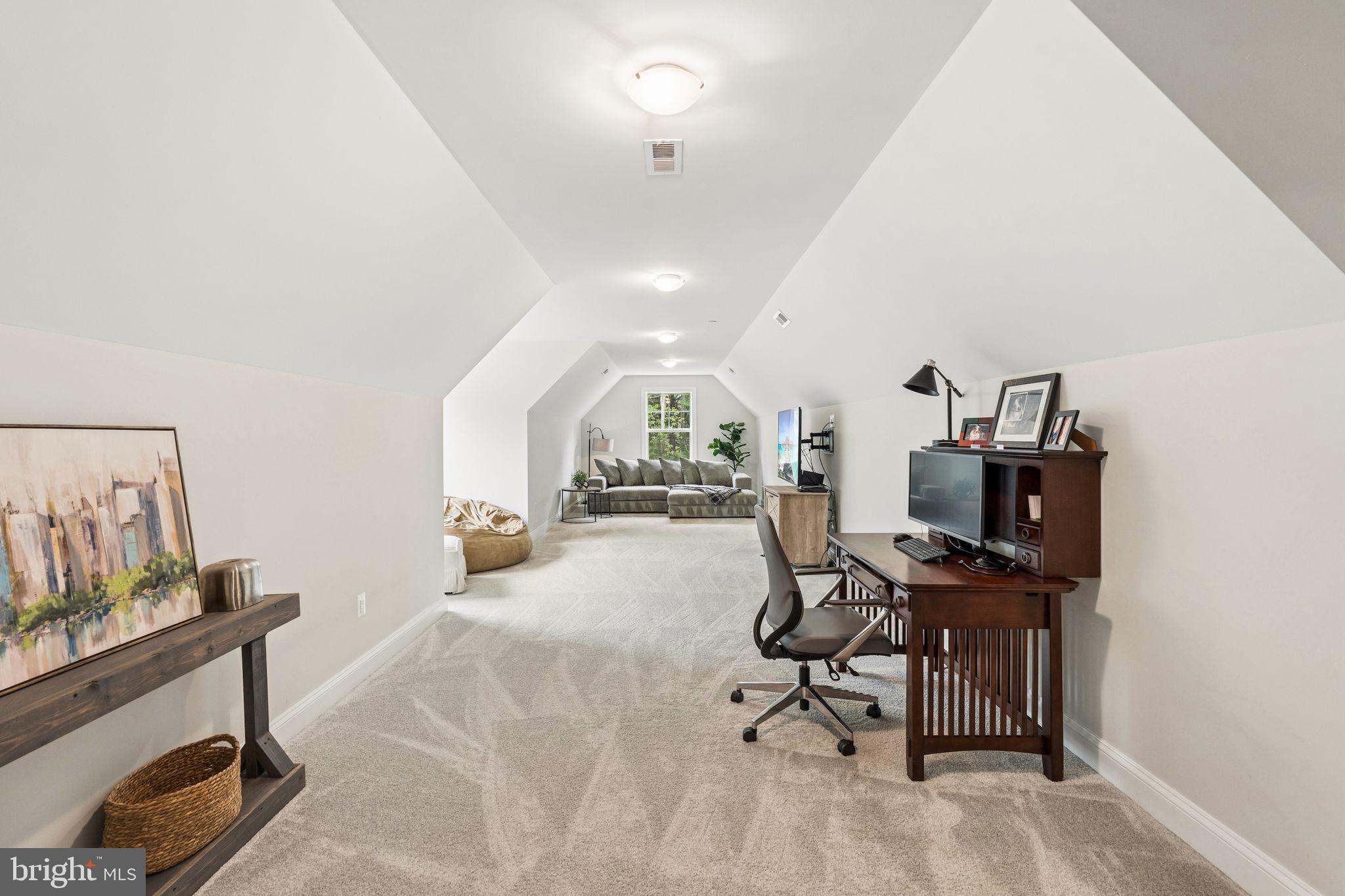 BUNKER HILL ESTATES - Residential