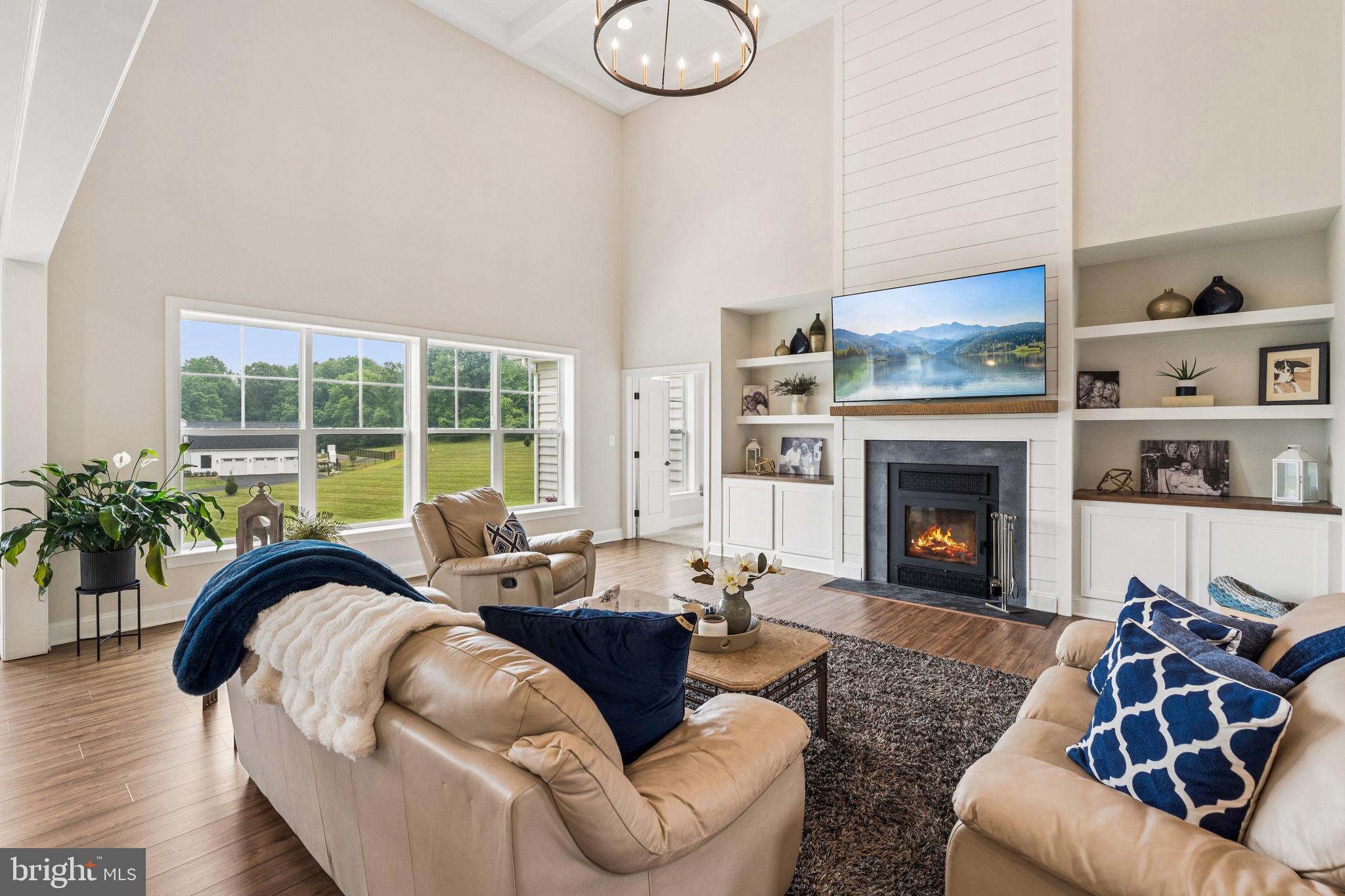 BUNKER HILL ESTATES - Residential