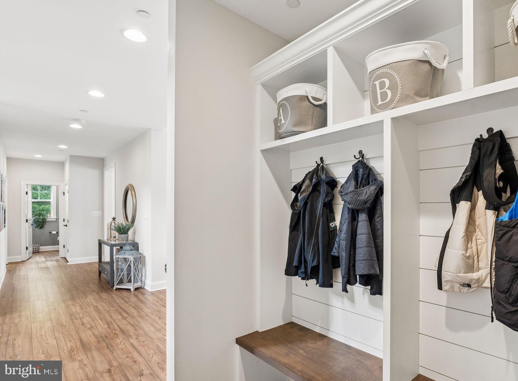 BUNKER HILL ESTATES - Residential