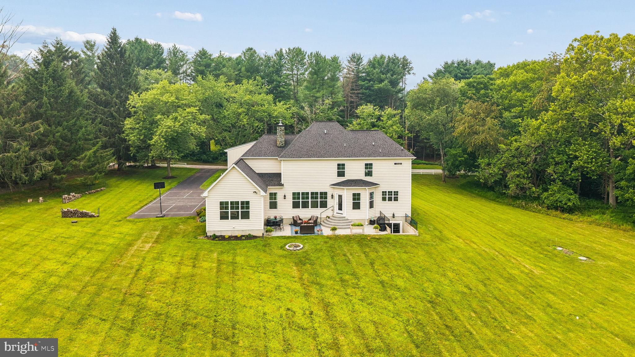 BUNKER HILL ESTATES - Residential