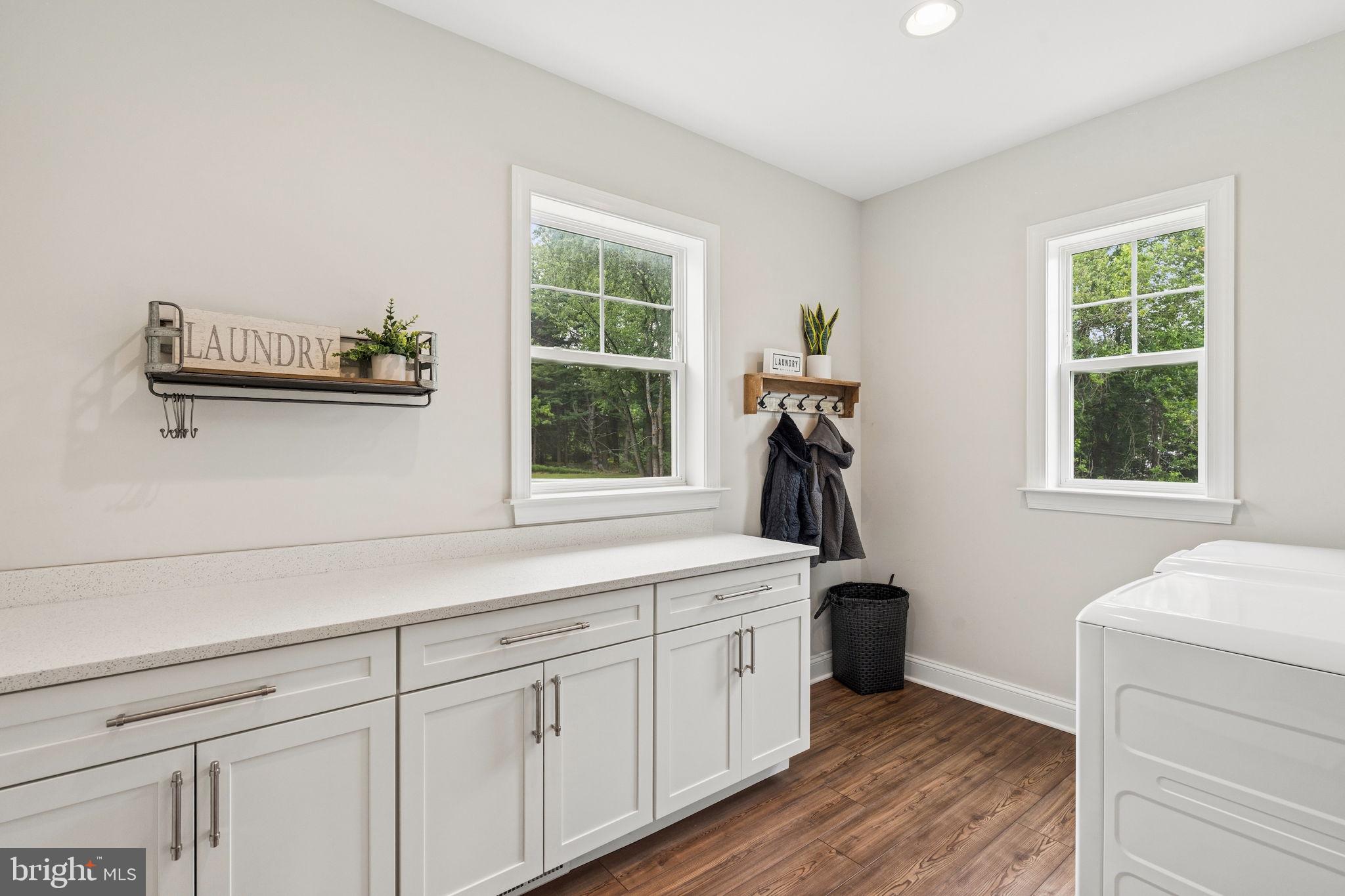 BUNKER HILL ESTATES - Residential