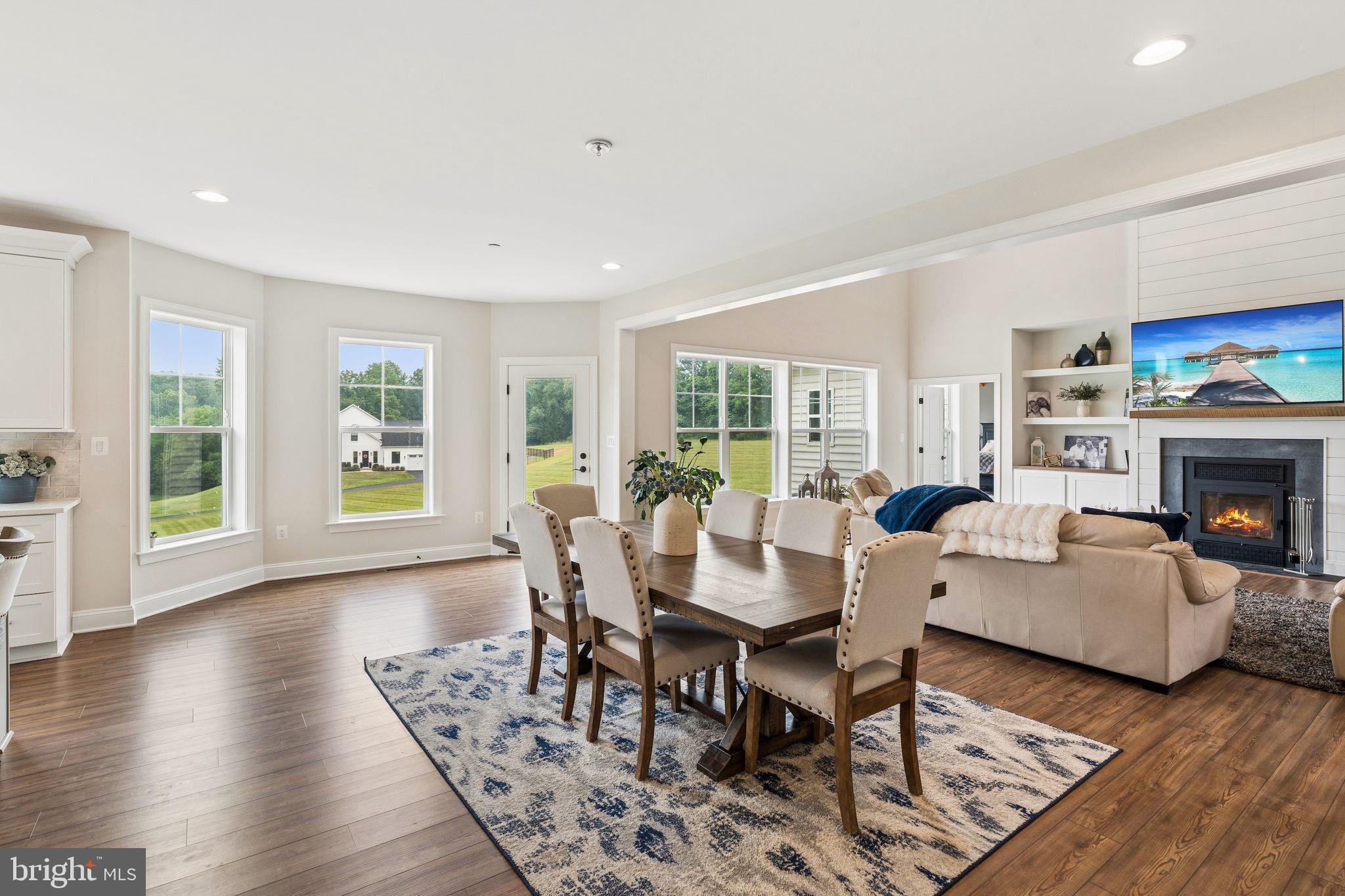 BUNKER HILL ESTATES - Residential