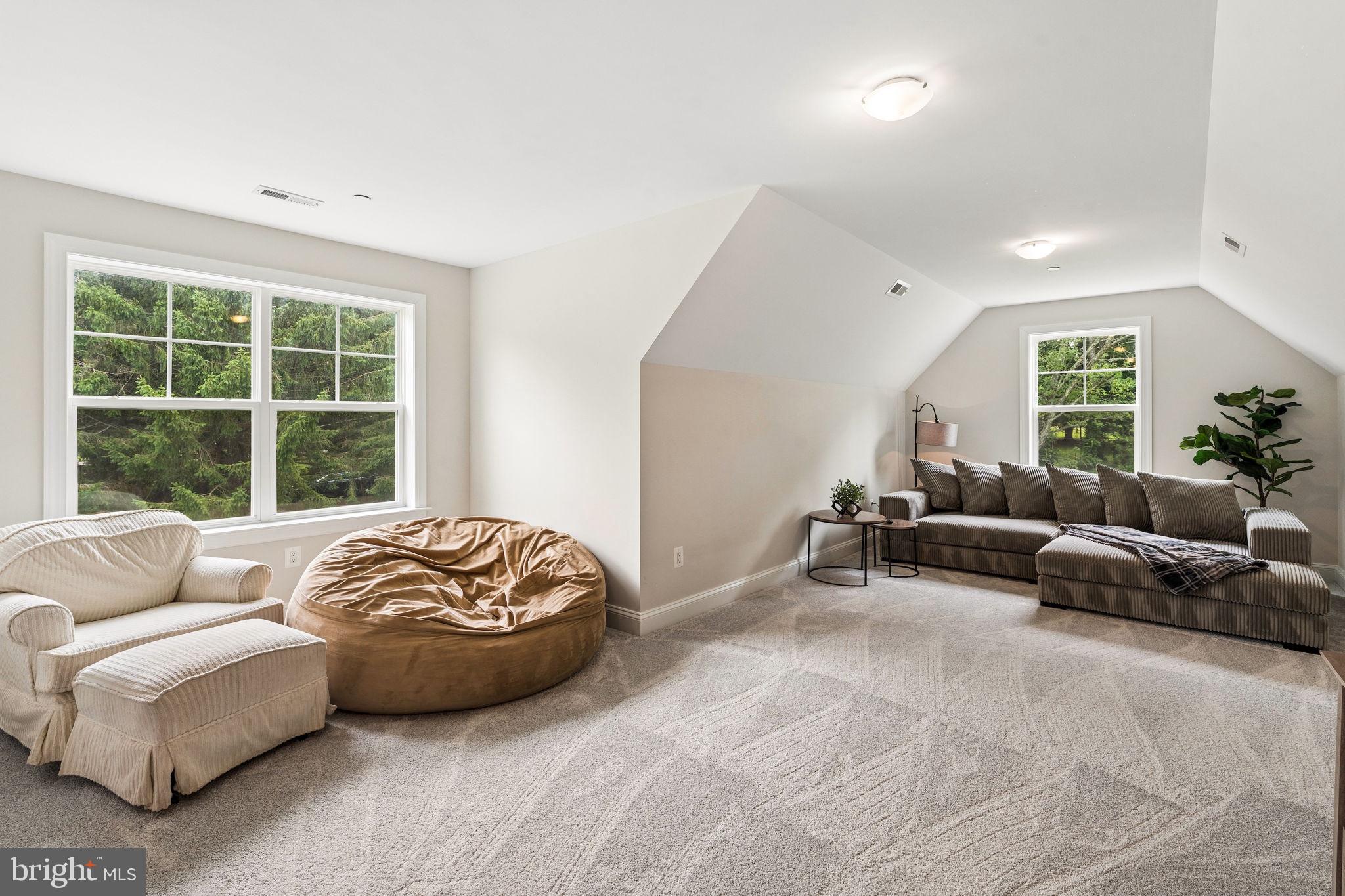 BUNKER HILL ESTATES - Residential