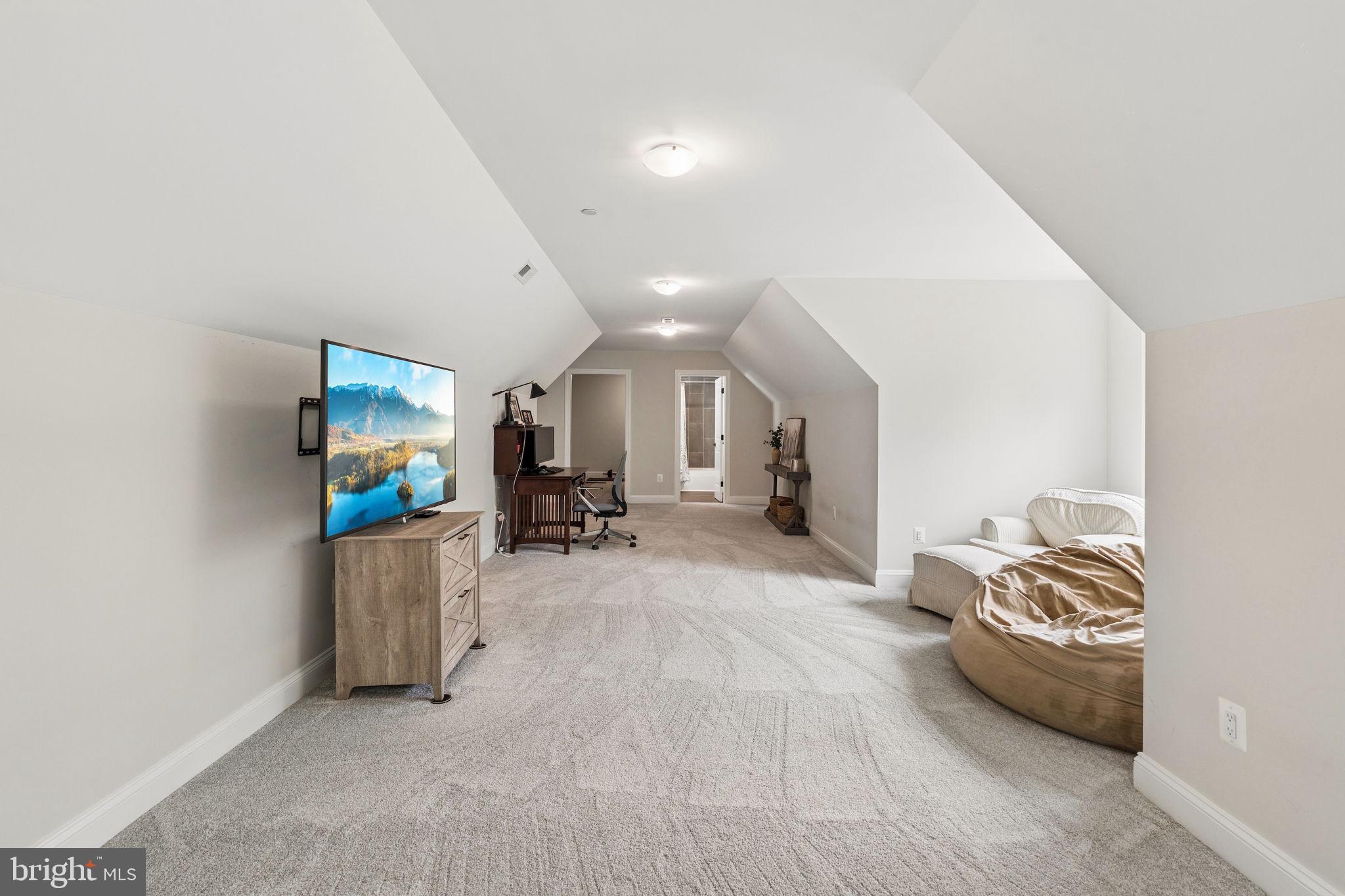BUNKER HILL ESTATES - Residential