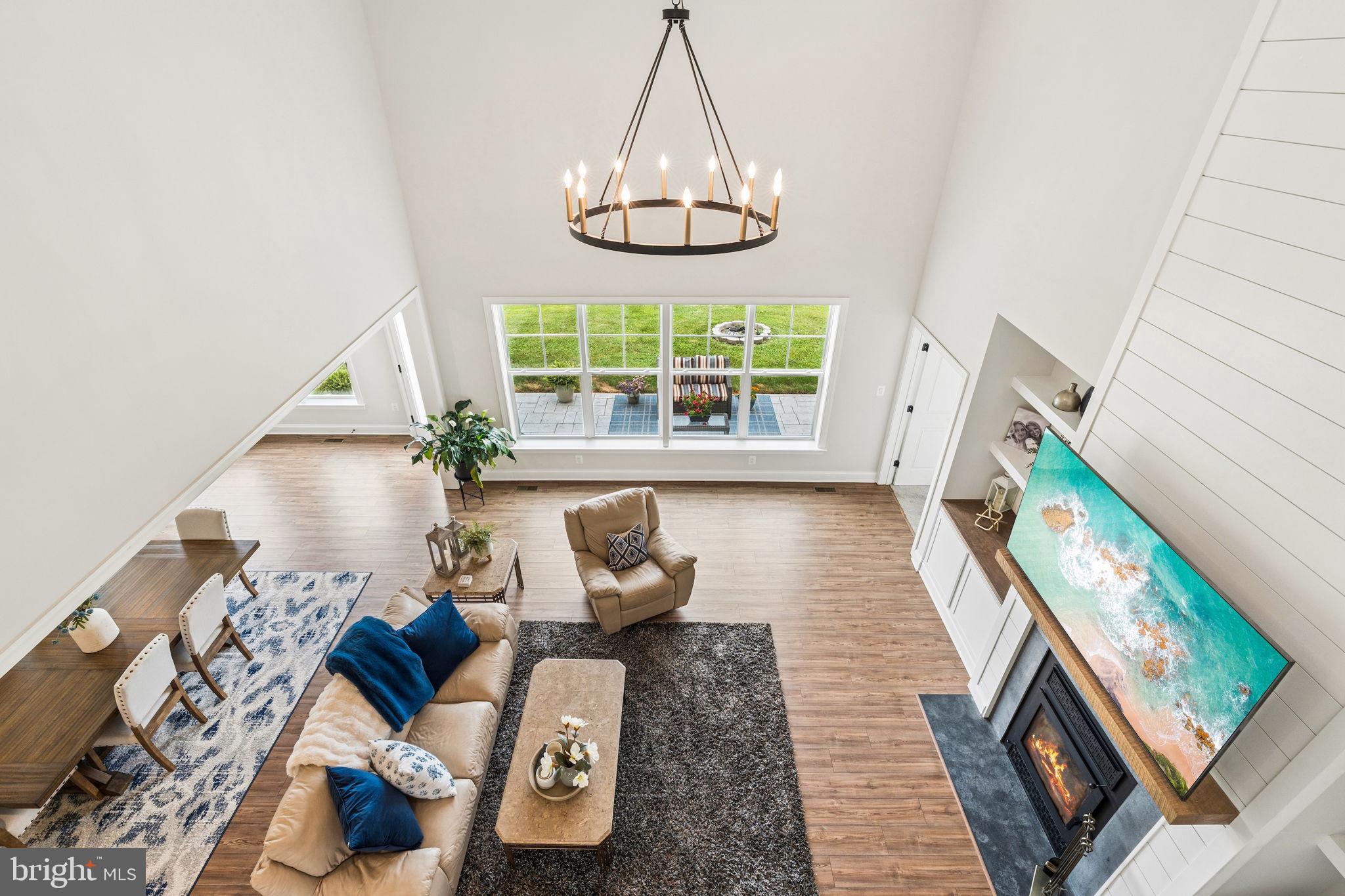 BUNKER HILL ESTATES - Residential