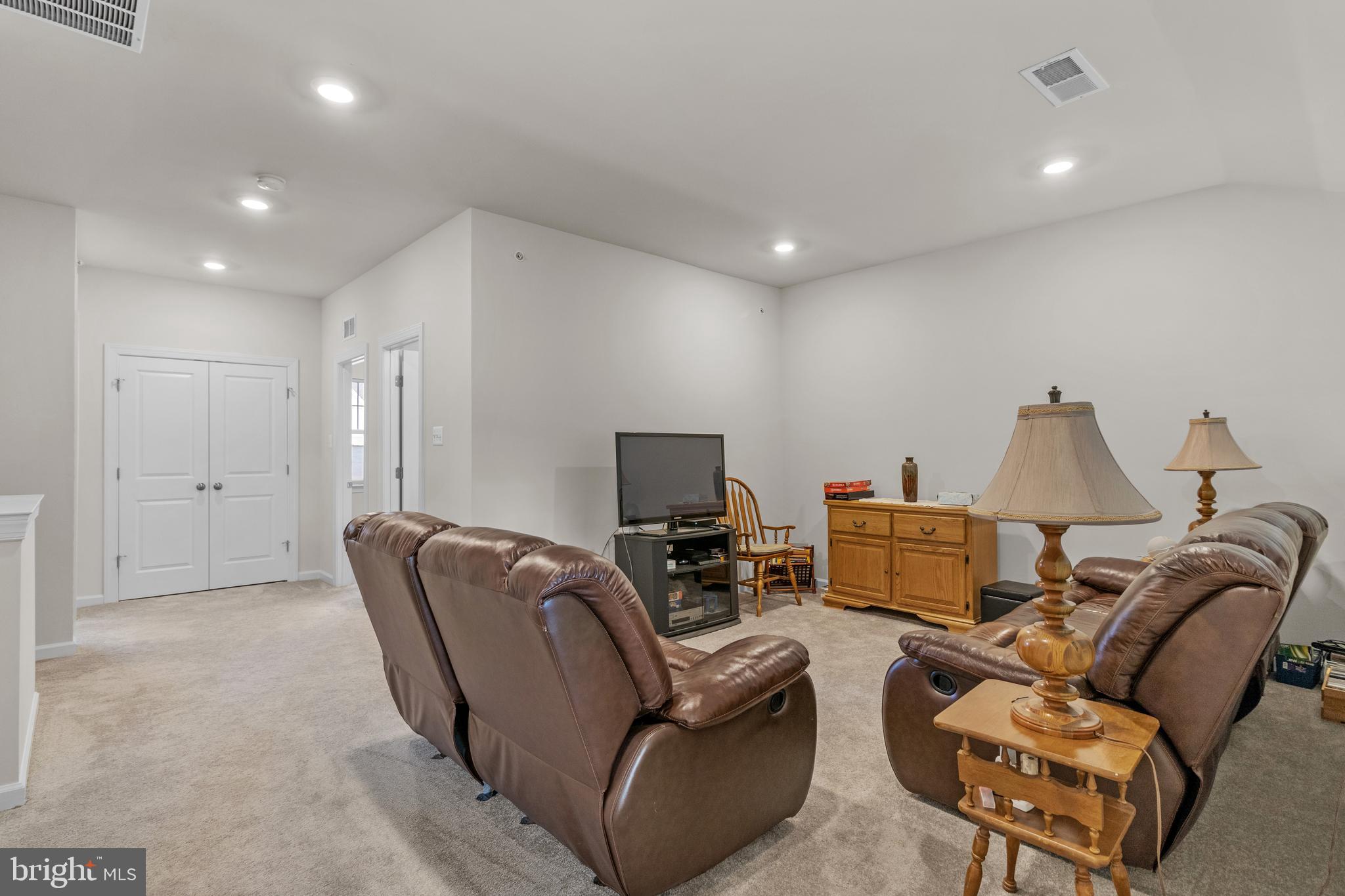 BEECHFIELD MANORS - Residential