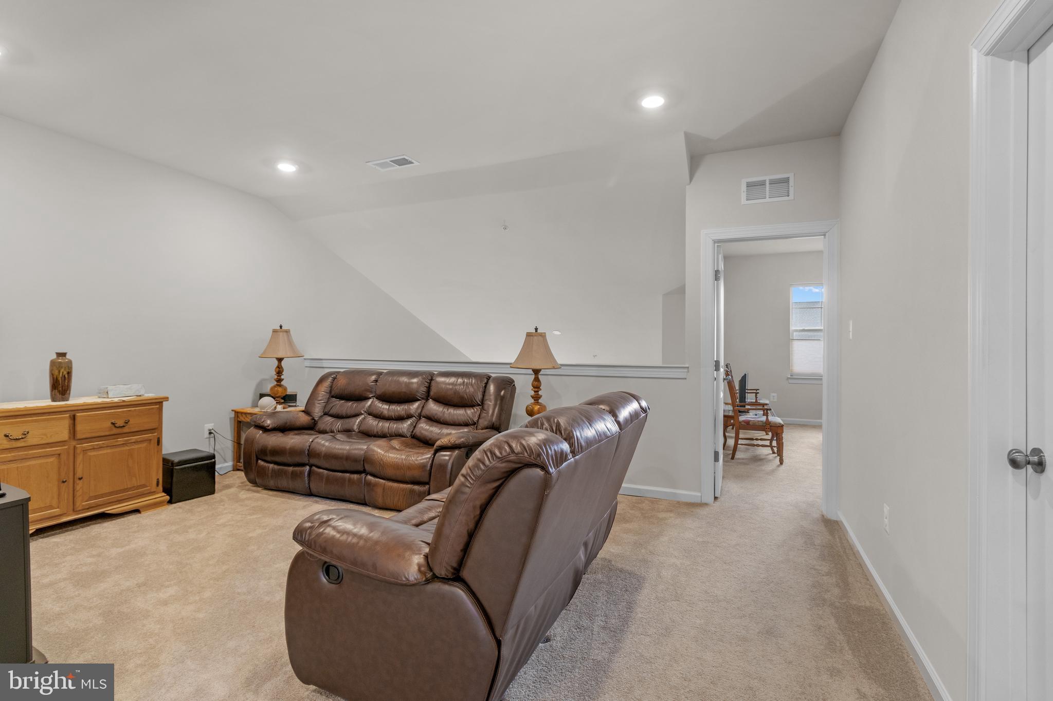 BEECHFIELD MANORS - Residential